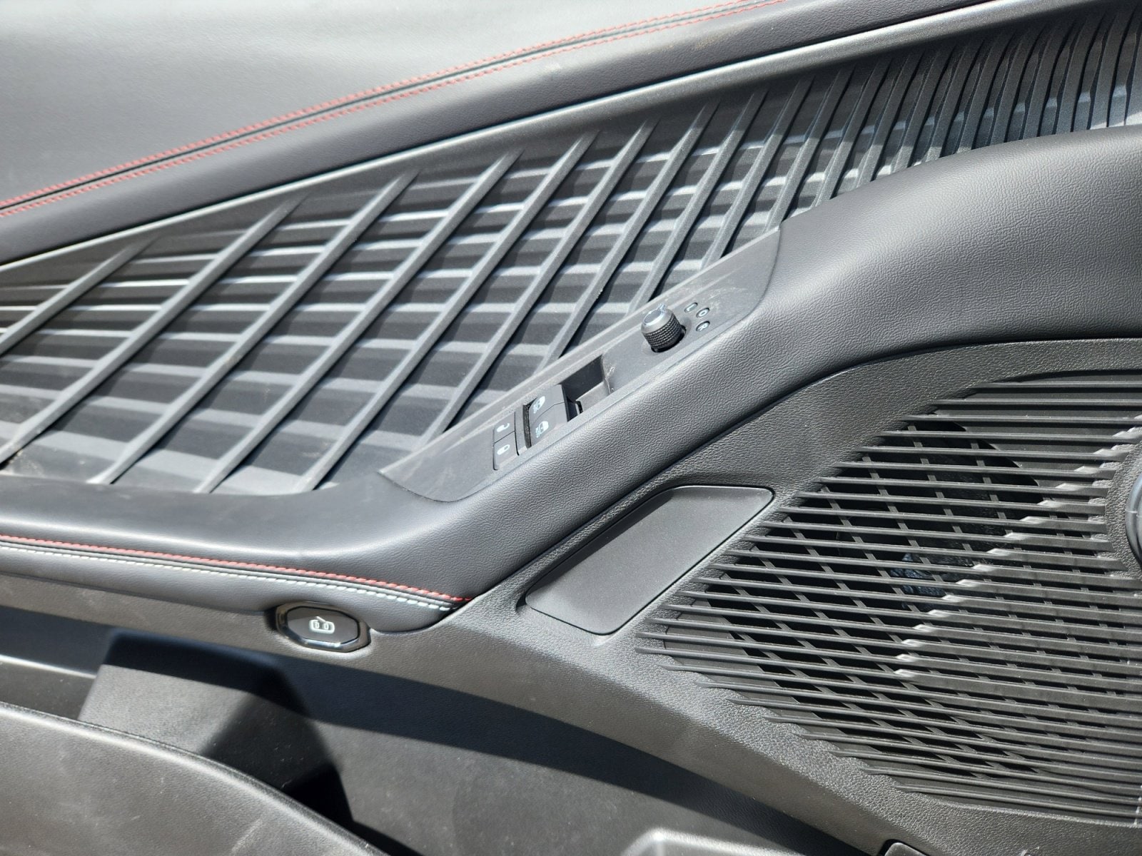 2025 Dodge Charger Daytona R/T - Photo 13