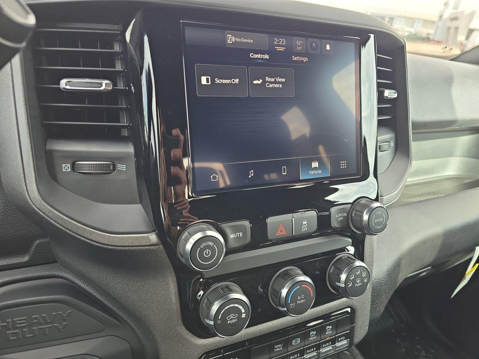 2025 RAM 3500 Chassis Tradesman - Photo 24