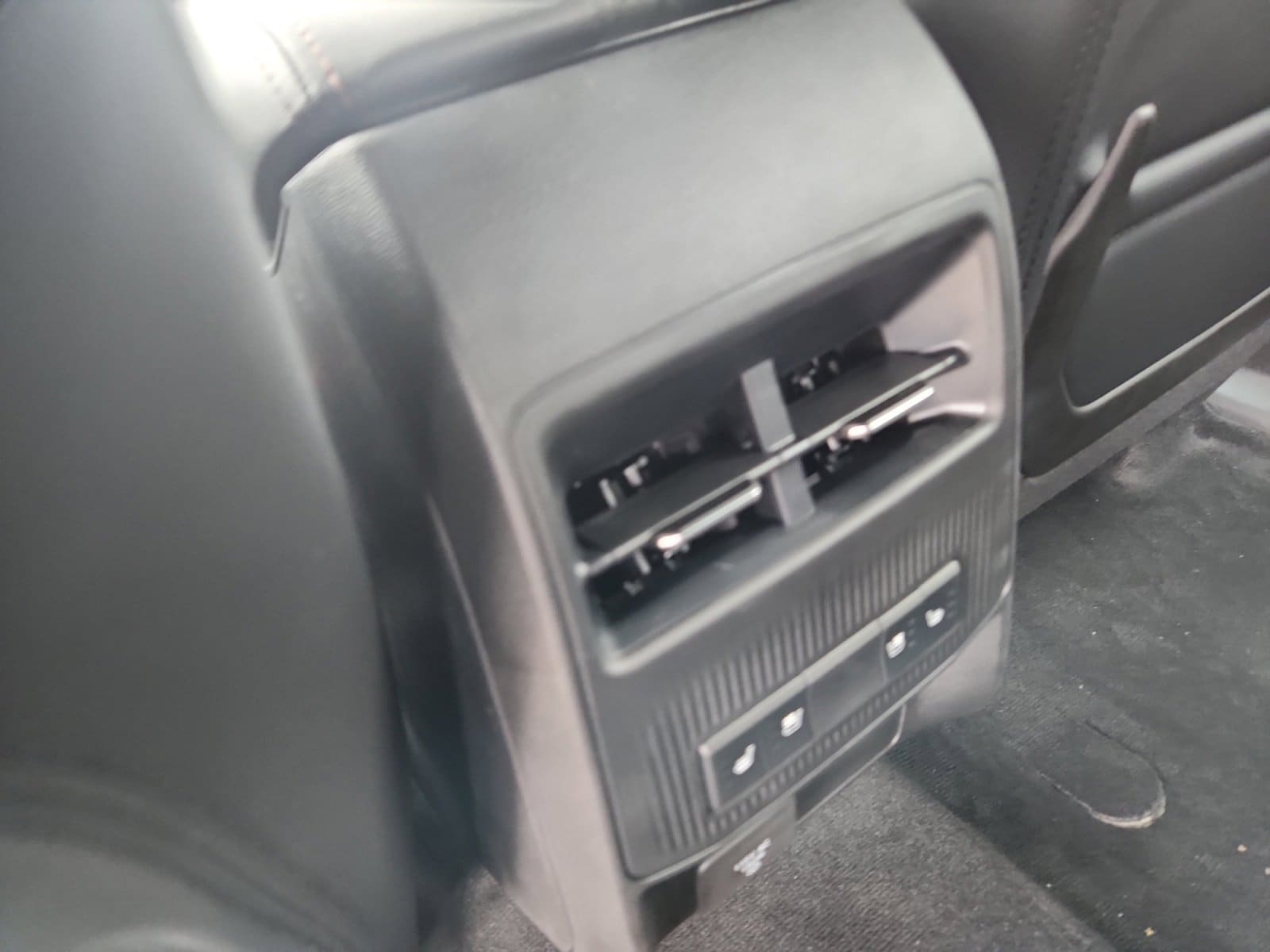 2025 Jeep Wagoneer S Launch Edition - Photo 32