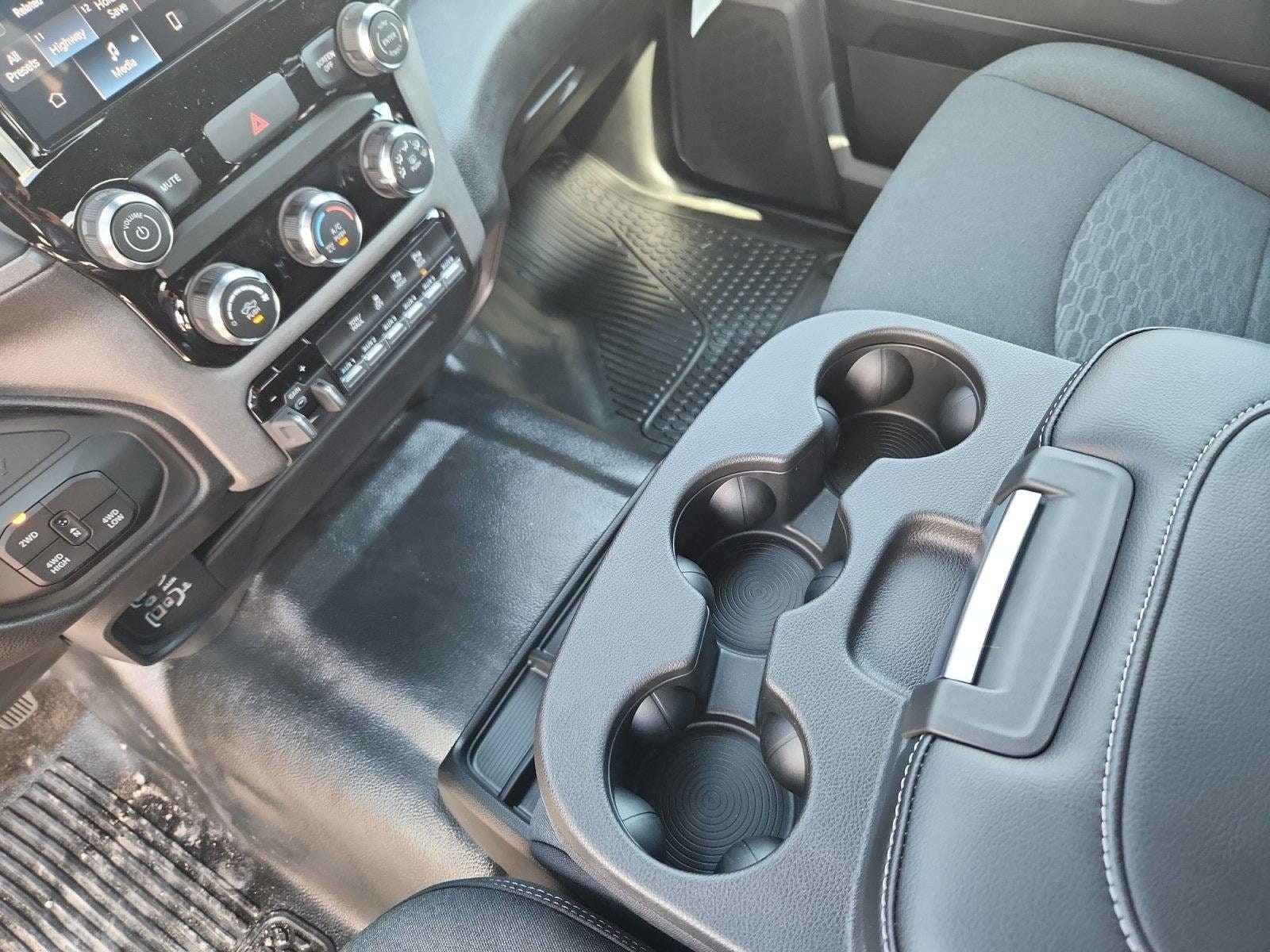 2025 RAM 3500 Chassis Tradesman - Photo 15