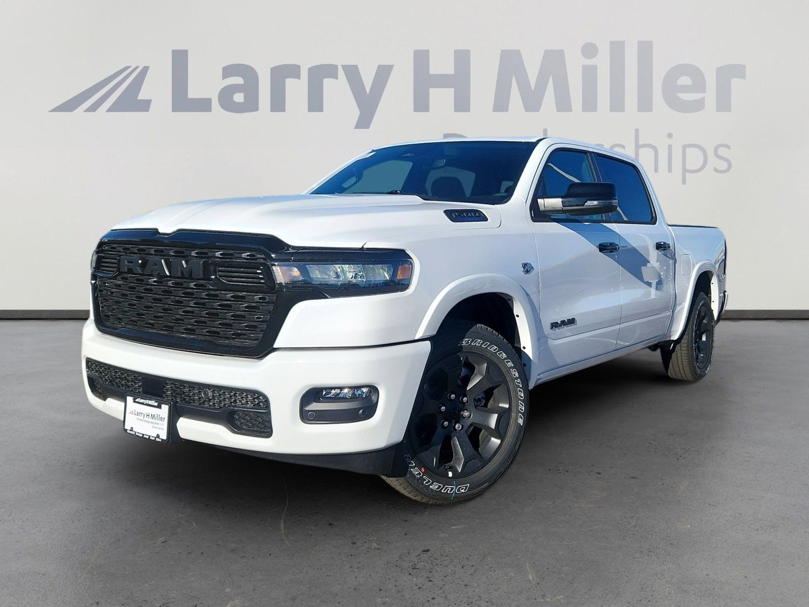 2026 RAM 1500 Big Horn/Lone Star 4x4 Crew Cab 5'7's photo