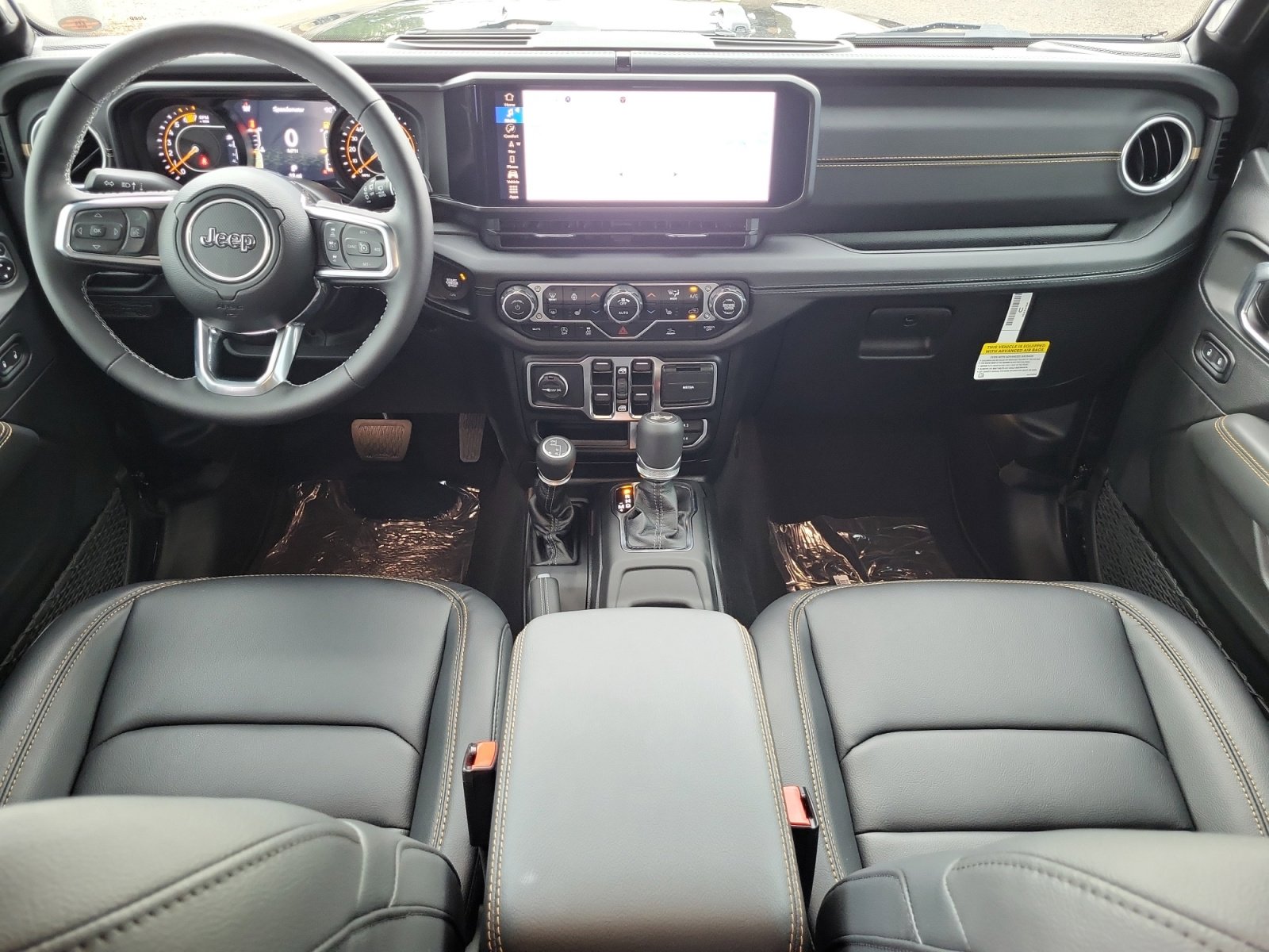 2025 Jeep Wrangler 4-Door Sahara - Photo 21