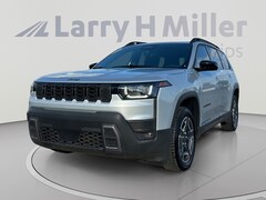 2026 Jeep Cherokee Laredo Sport Utility