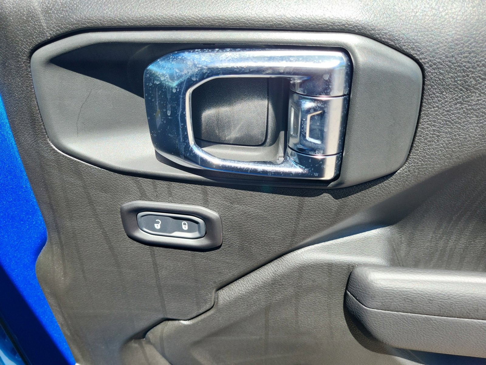 2025 Jeep Wrangler 2-Door Rubicon - Photo 17