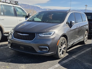 Used 2021 Chrysler Pacifica Pinnacle Van Passenger Van Albuquerque, NM