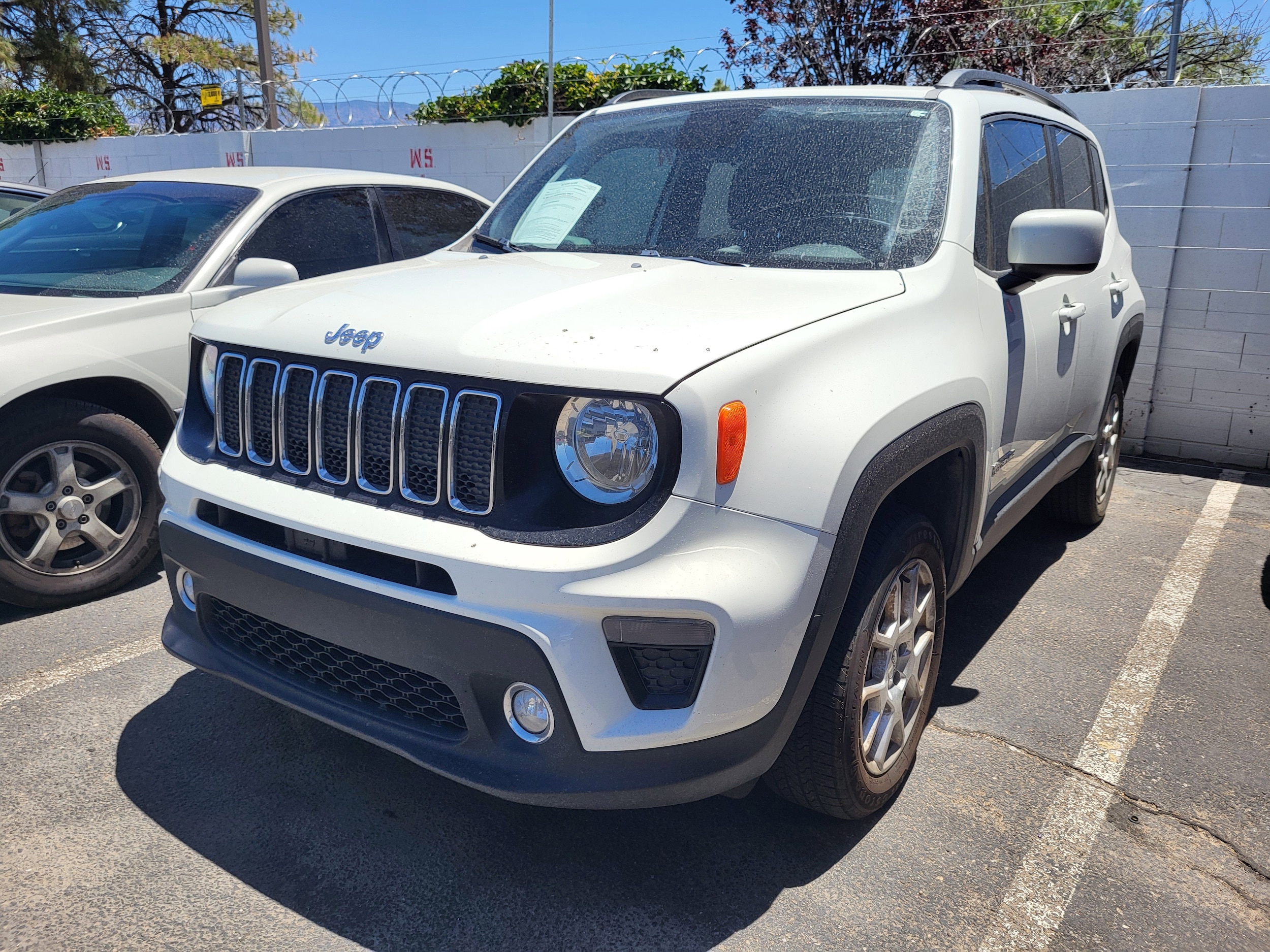 2019 Jeep Renegade Latitude 4x4's photo