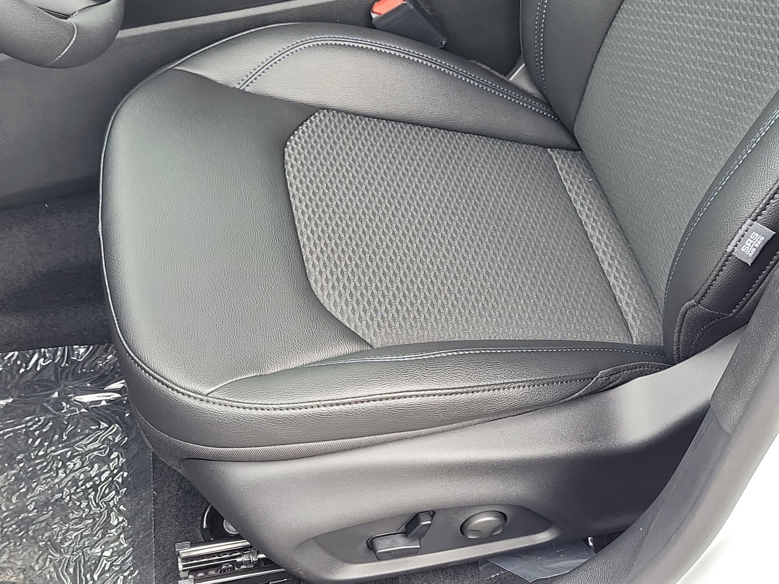 2026 Jeep Compass Latitude Altitude - Photo 22