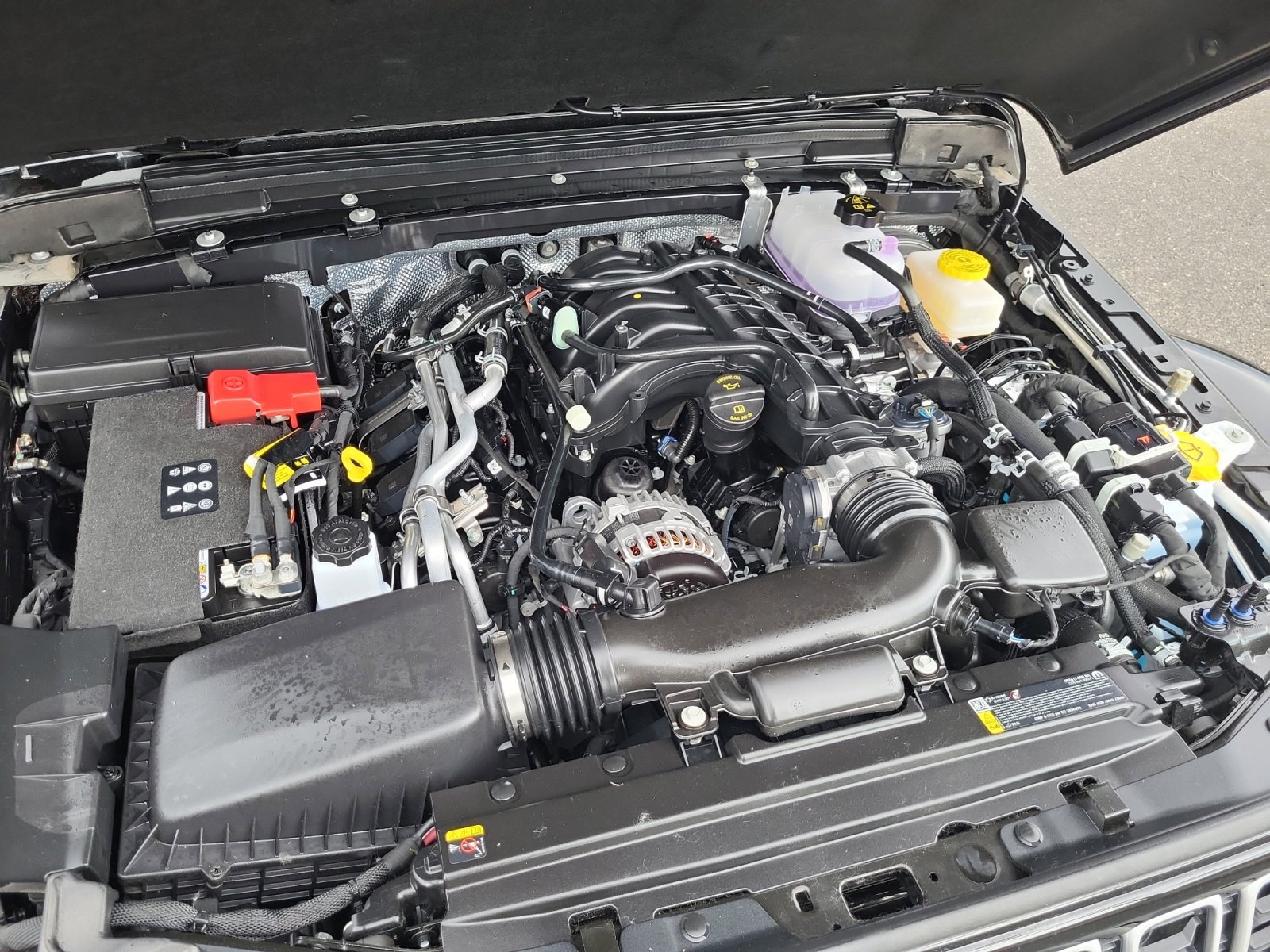 2025 Jeep Wrangler 4-Door Sahara - Photo 22