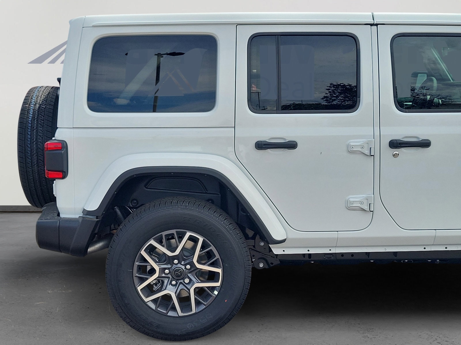2025 Jeep Wrangler 4-Door Sahara - Photo 7