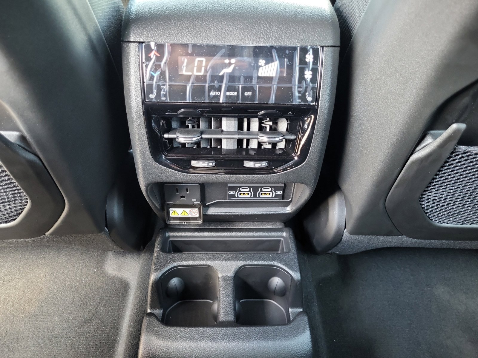 2025 Jeep Grand Cherokee L Limited - Photo 32