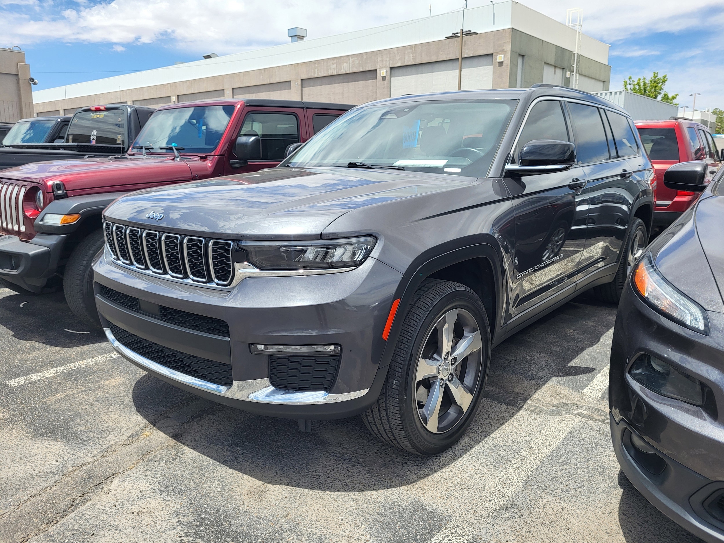 2021 Jeep Grand Cherokee L Limited's photo