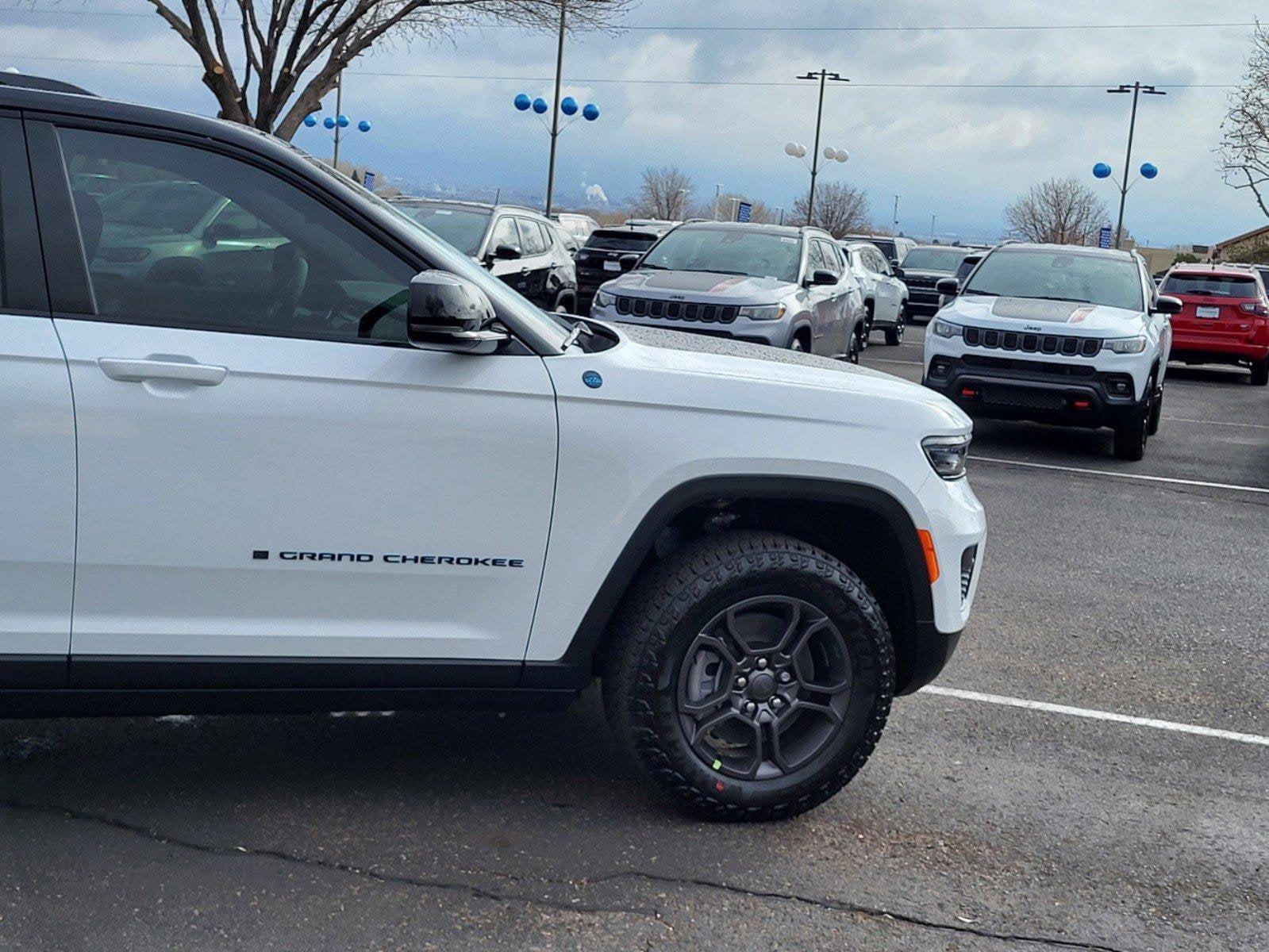 2024 Jeep Grand Cherokee Trailhawk 4xe - Photo 9