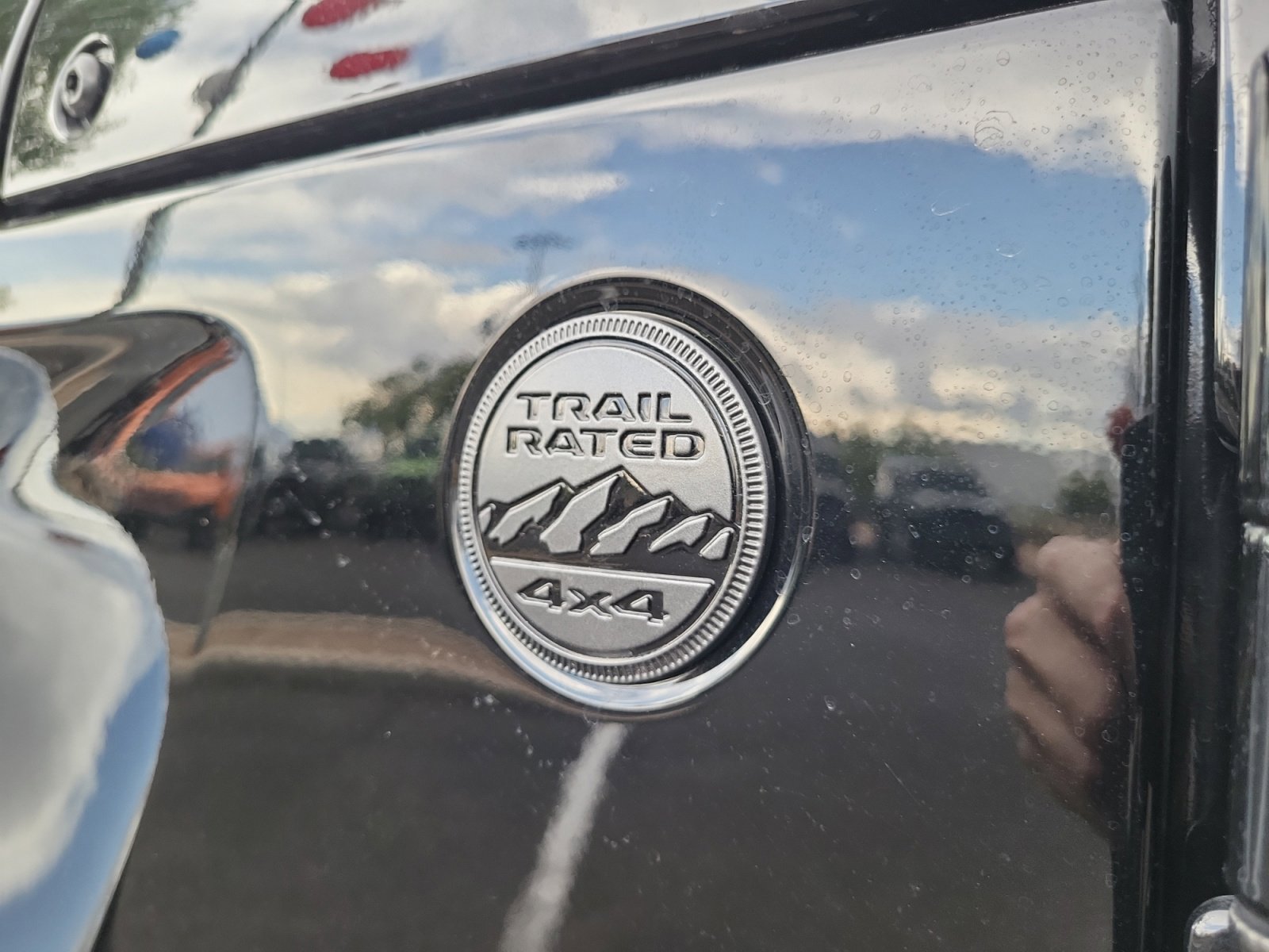 2025 Jeep Wrangler 4-Door Sahara - Photo 25