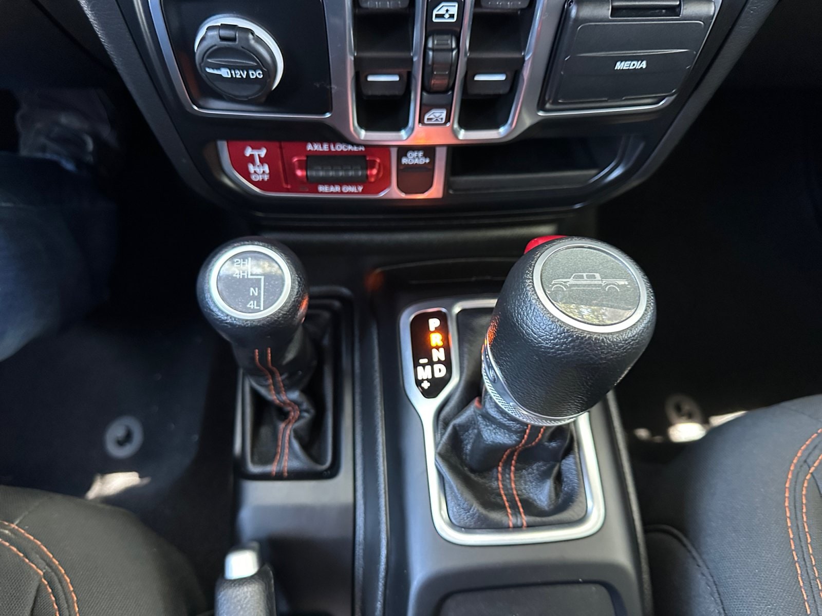 2023 Jeep Gladiator Mojave - Photo 24
