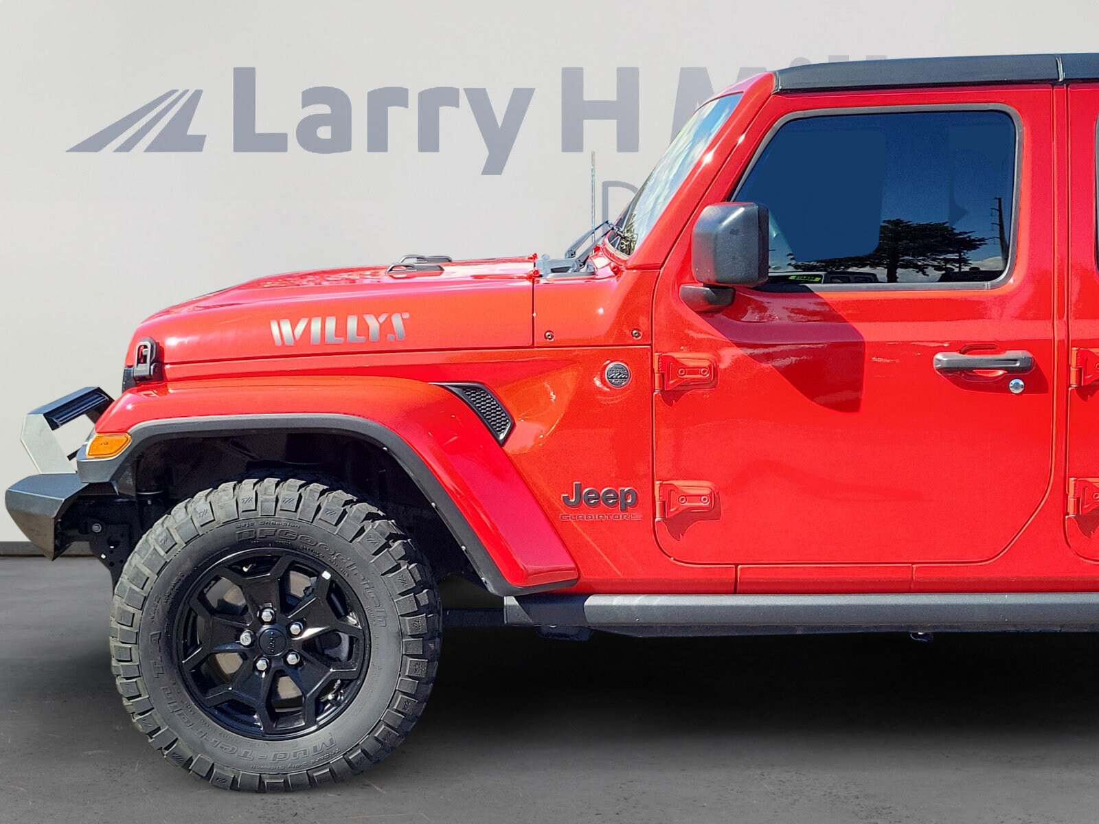 2023 Jeep Gladiator Willys photo 3