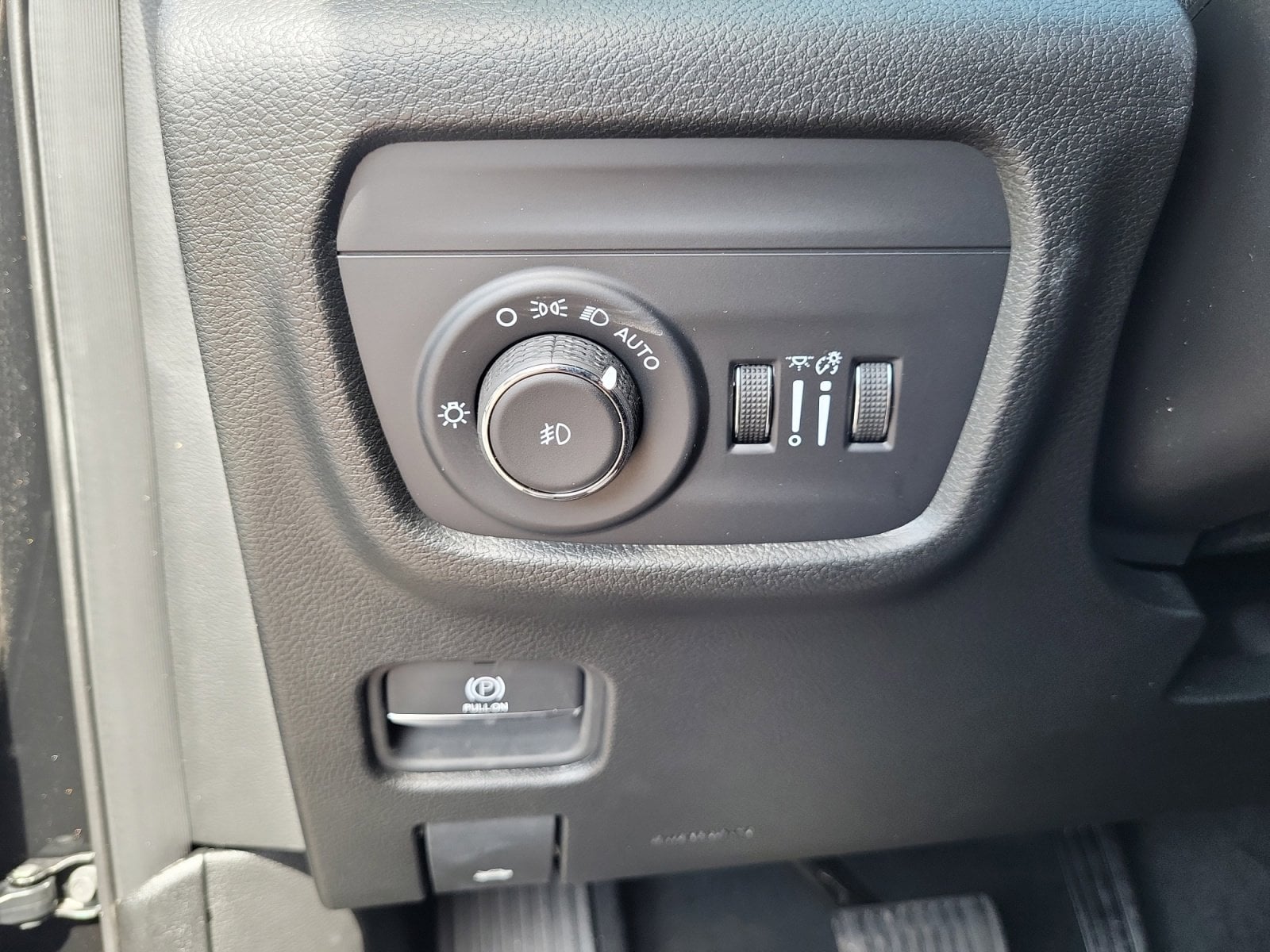 2025 Jeep Grand Cherokee L Limited - Photo 31