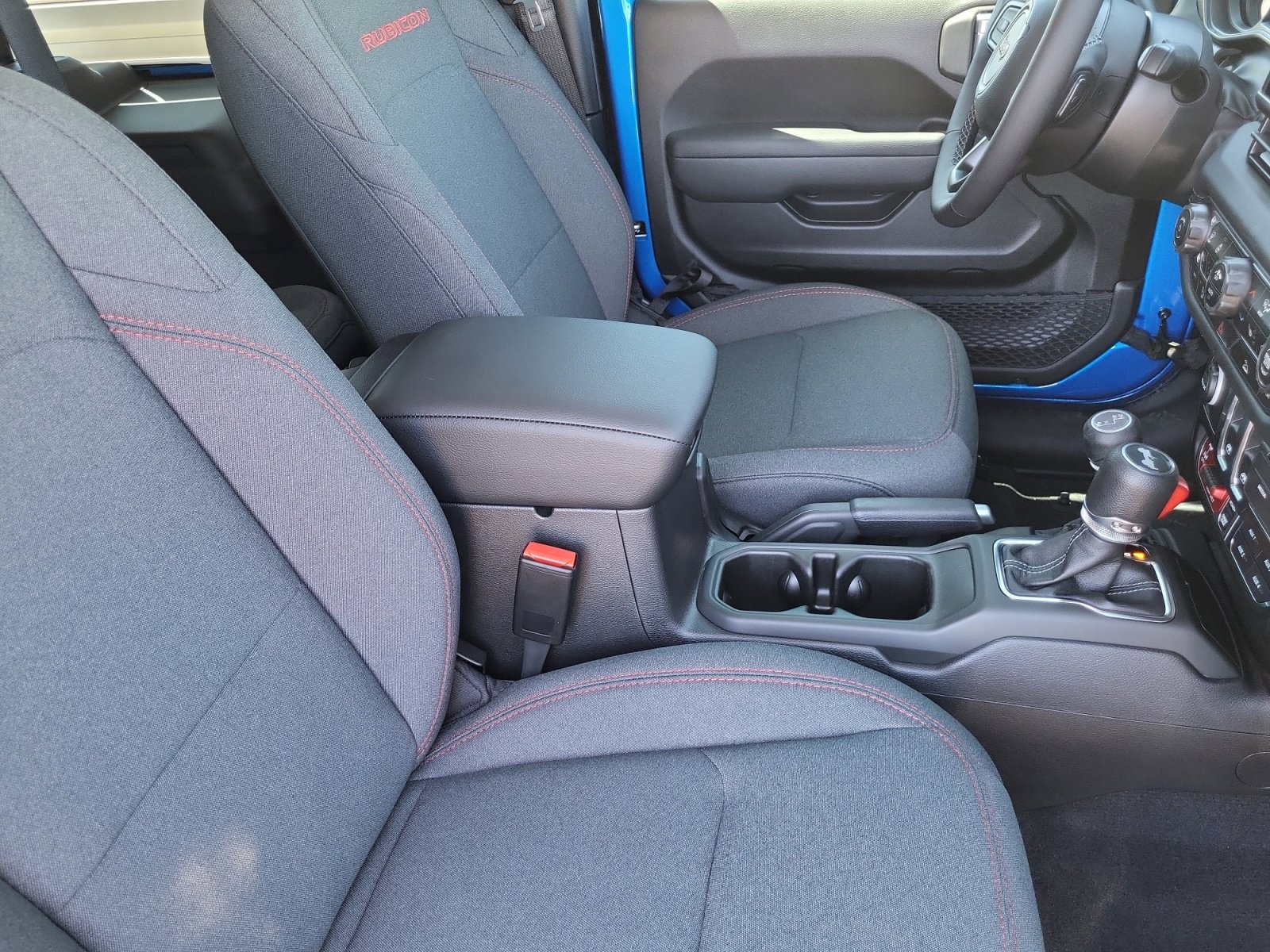 2025 Jeep Wrangler 2-Door Rubicon - Photo 20