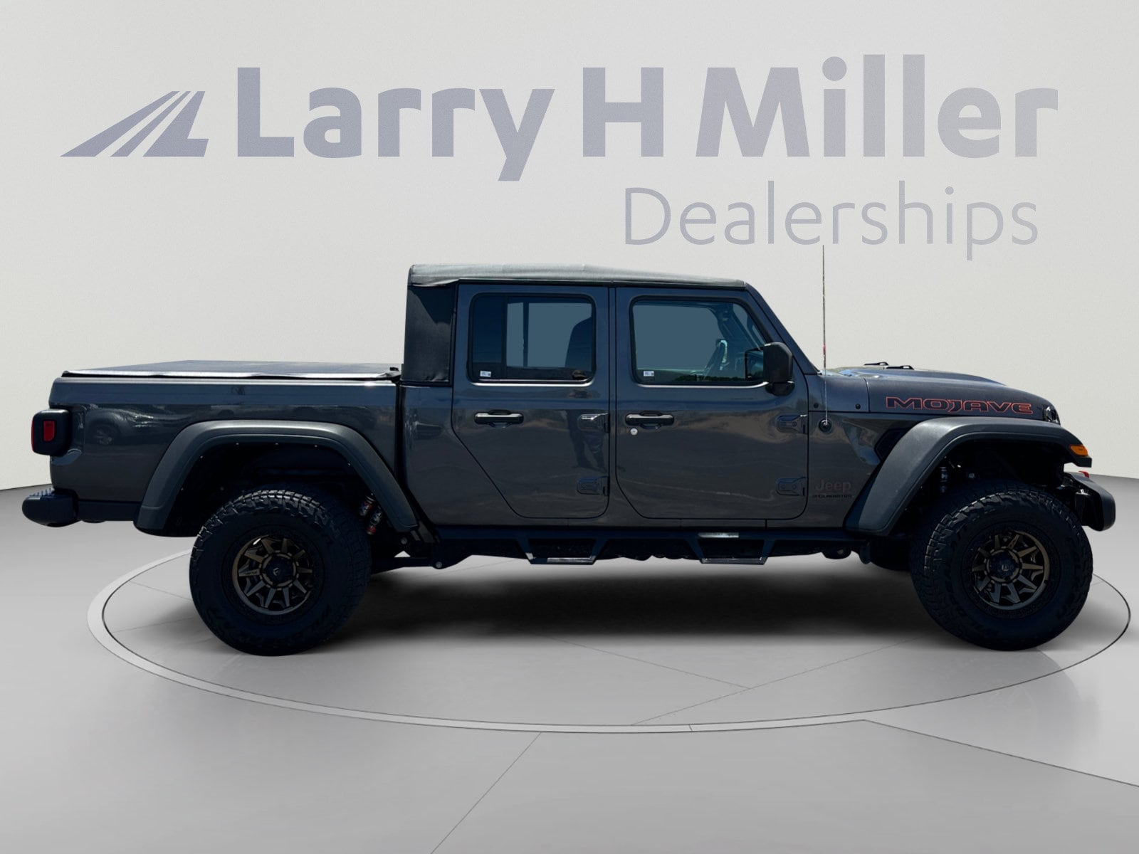 2023 Jeep Gladiator Mojave - Photo 7