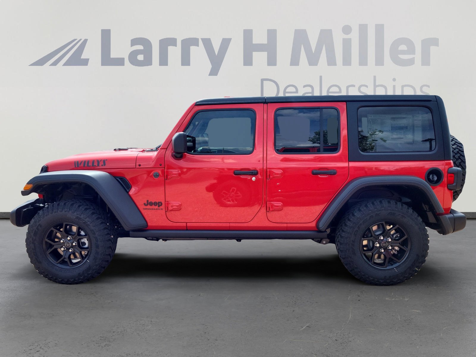 2025 Jeep Wrangler Willys photo 4