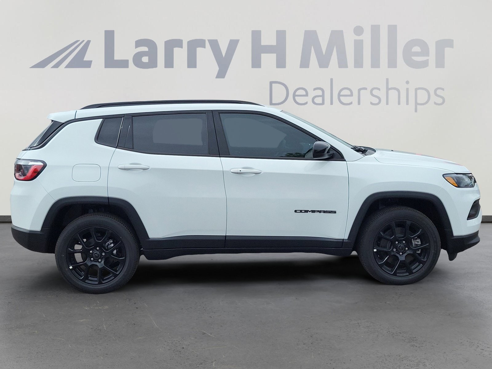 2026 Jeep Compass Latitude Altitude - Photo 8