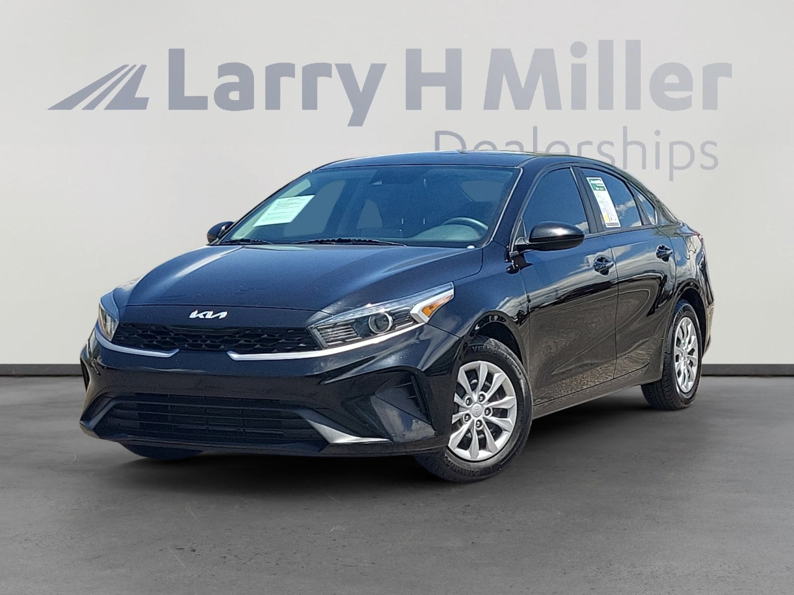 2022 Kia Forte FE AT's photo
