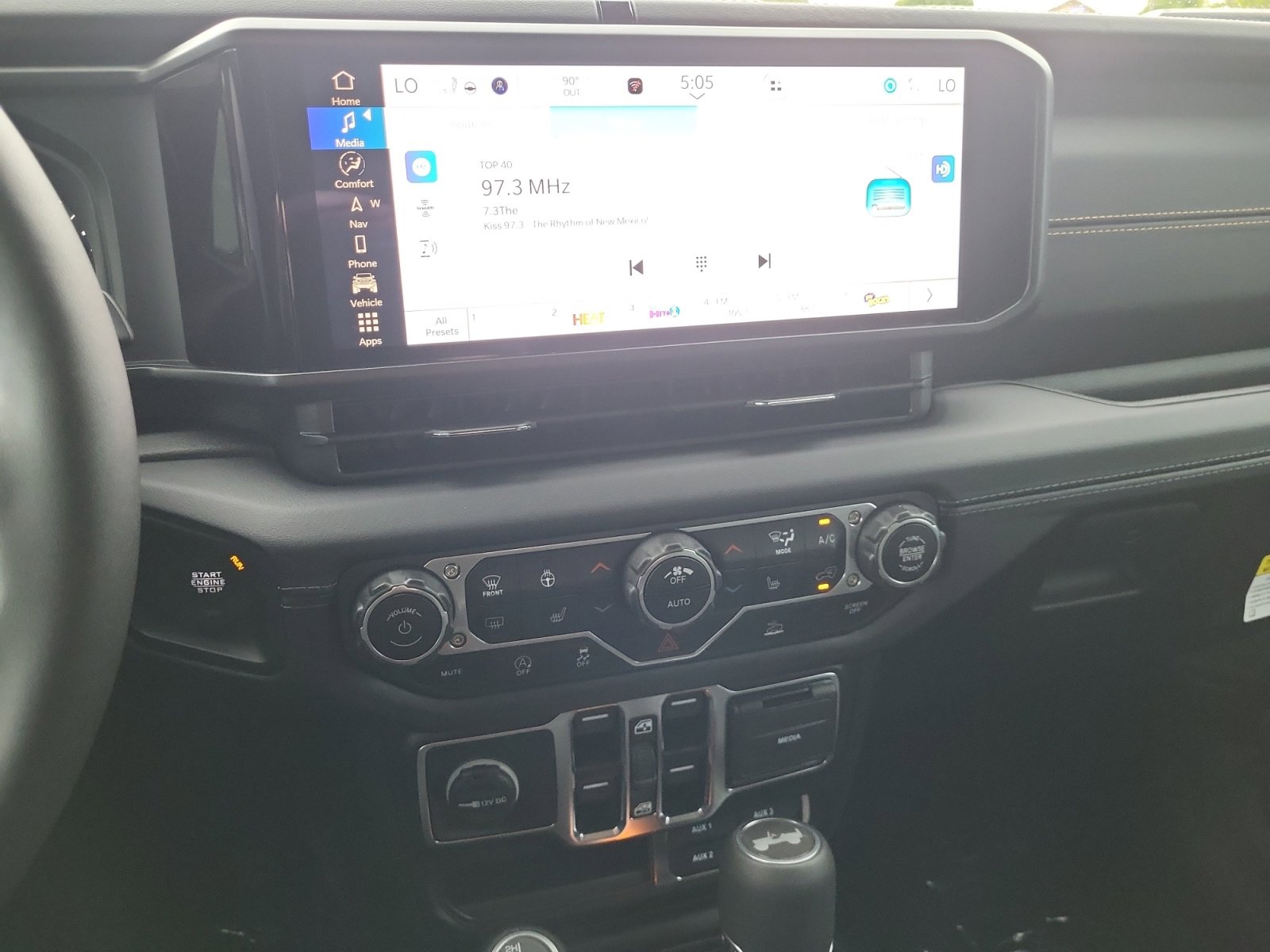 2025 Jeep Wrangler 4-Door Sahara - Photo 13