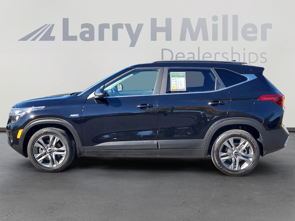 Used 2023 Kia Seltos S SUV