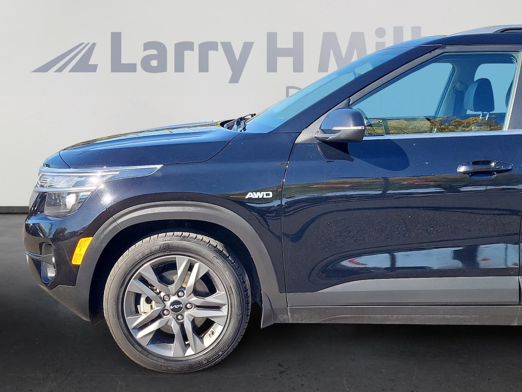 Used 2023 Kia Seltos S SUV