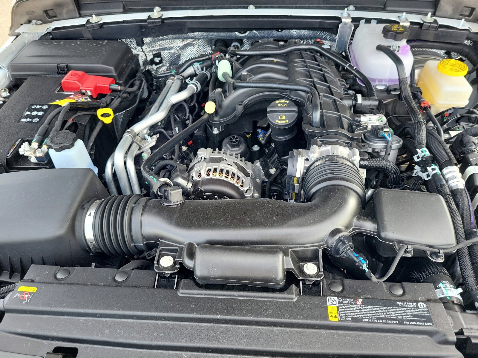 2025 Jeep Wrangler 4-Door Sahara - Photo 28