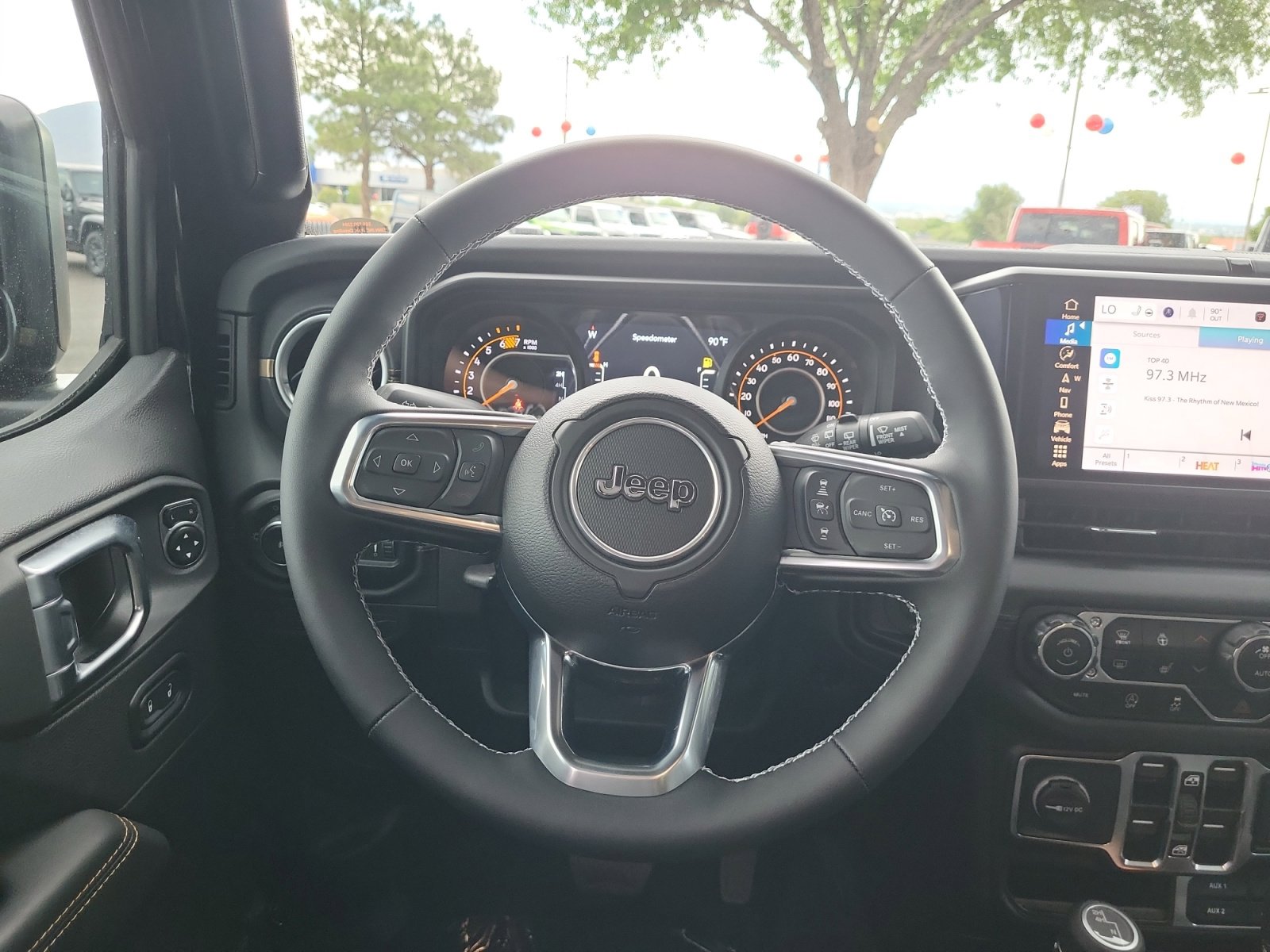 2025 Jeep Wrangler 4-Door Sahara - Photo 10