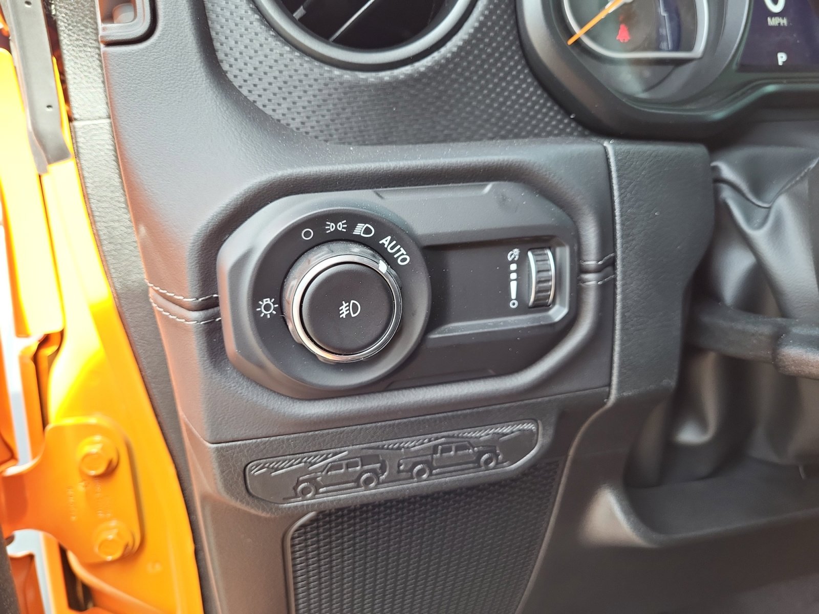 2025 Jeep Wrangler 4-Door Rubicon - Photo 30