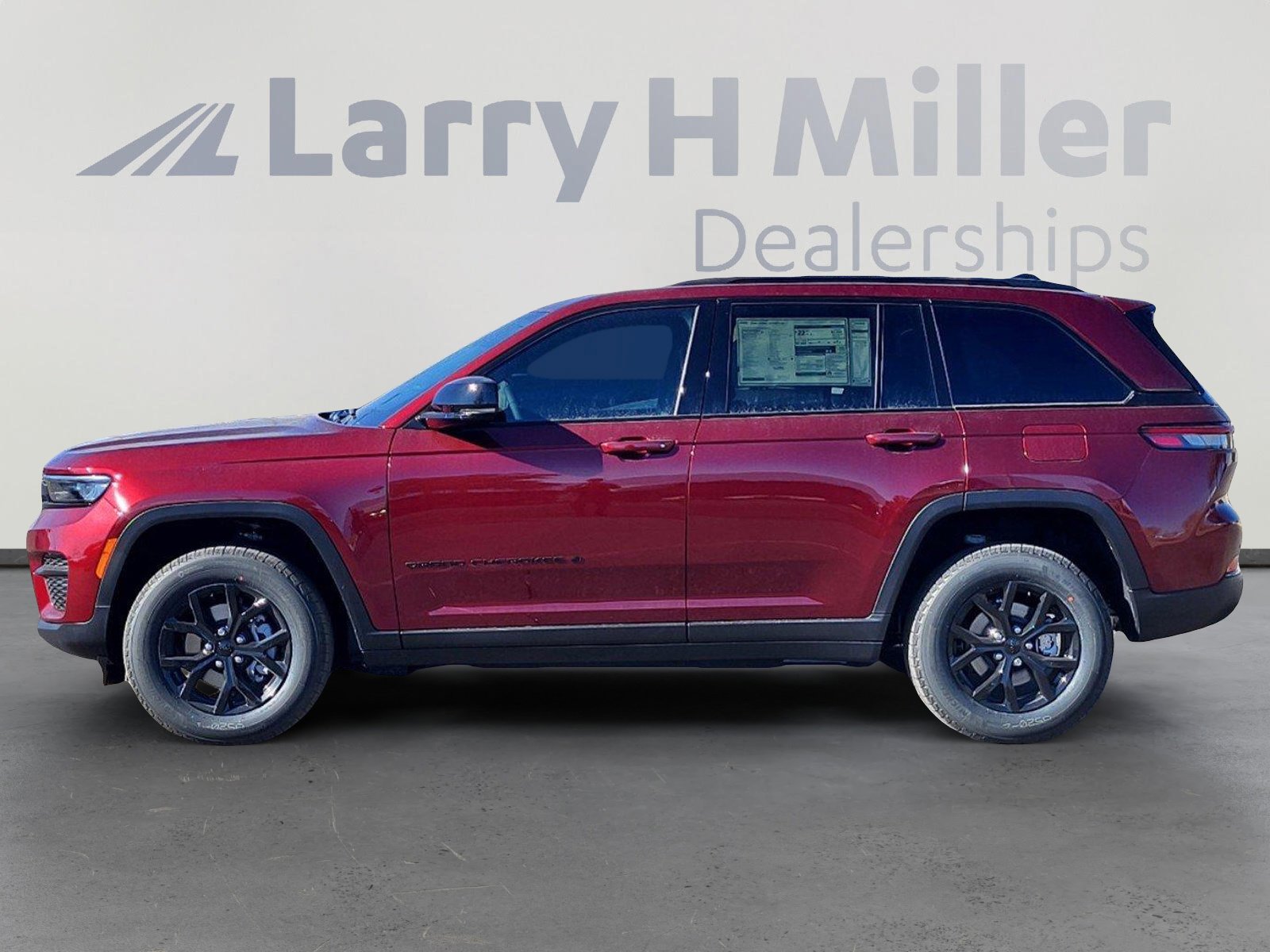 2025 Jeep Grand Cherokee Altitude X photo 3