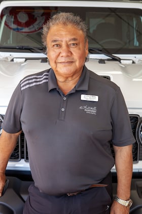 Staff member Simon Martinez from ID_0371c7bb85d2