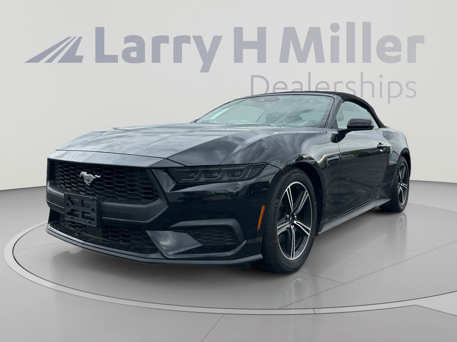2025 Ford Mustang EcoBoost Premium Convertible's photo