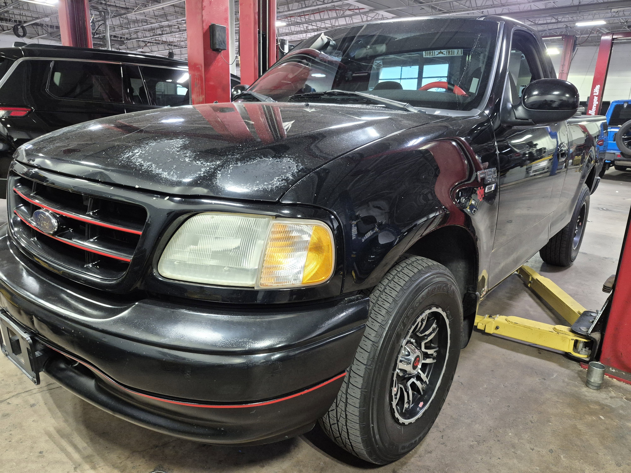 2002 Ford F-150 XL Regular Cab SWB Styleside's photo