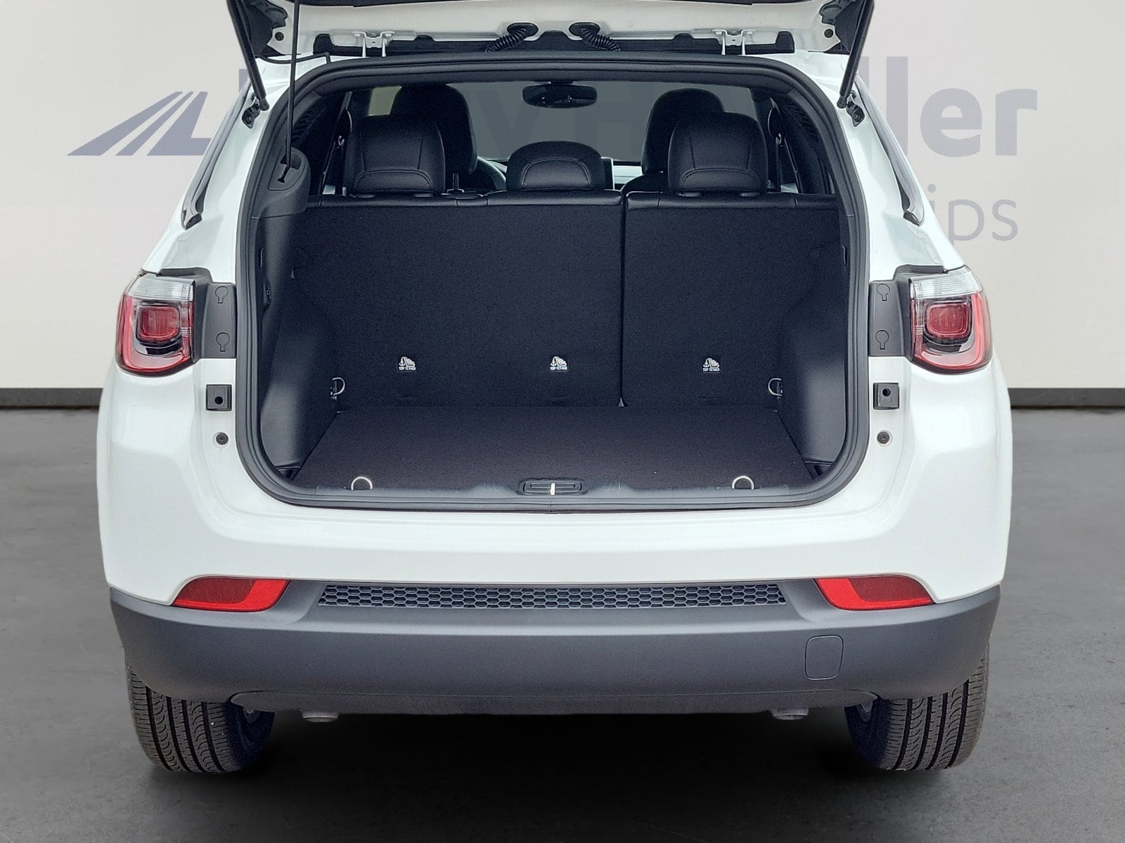 2026 Jeep Compass Latitude Altitude - Photo 28