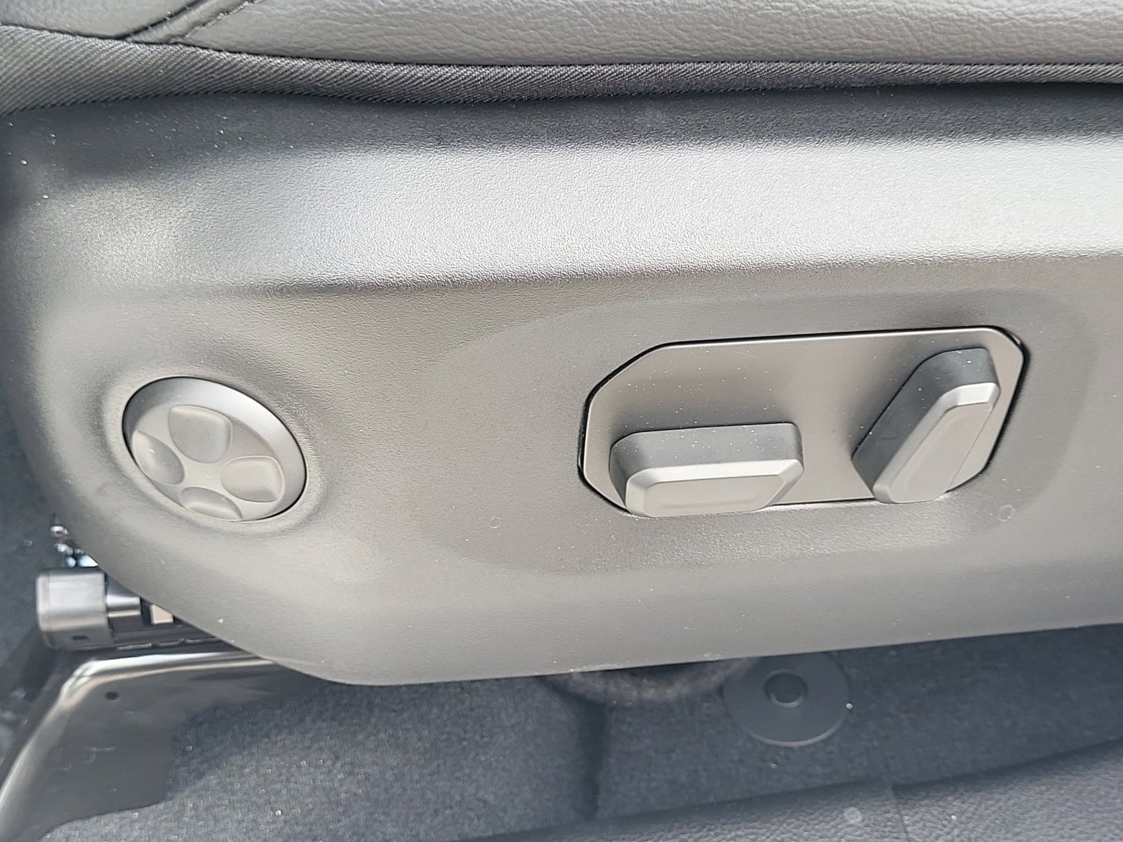 2025 Jeep Wrangler 4-Door Sahara - Photo 19
