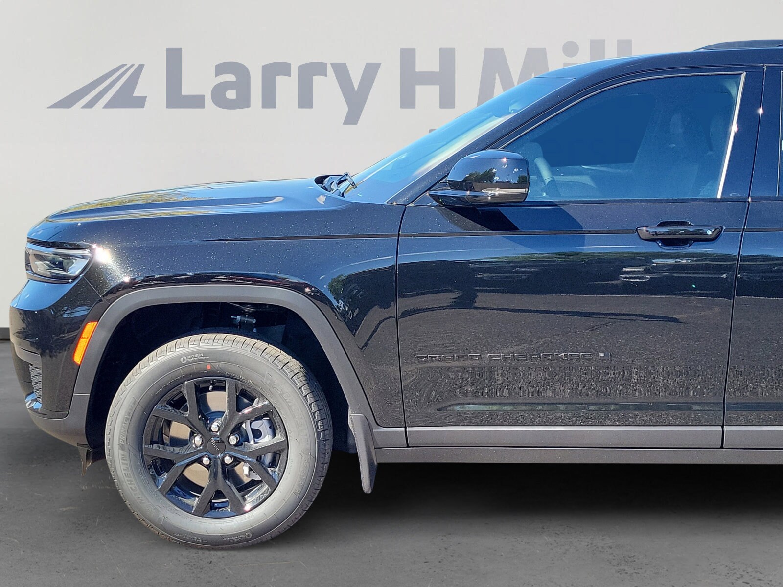 2025 Jeep Grand Cherokee Altitude X photo 3