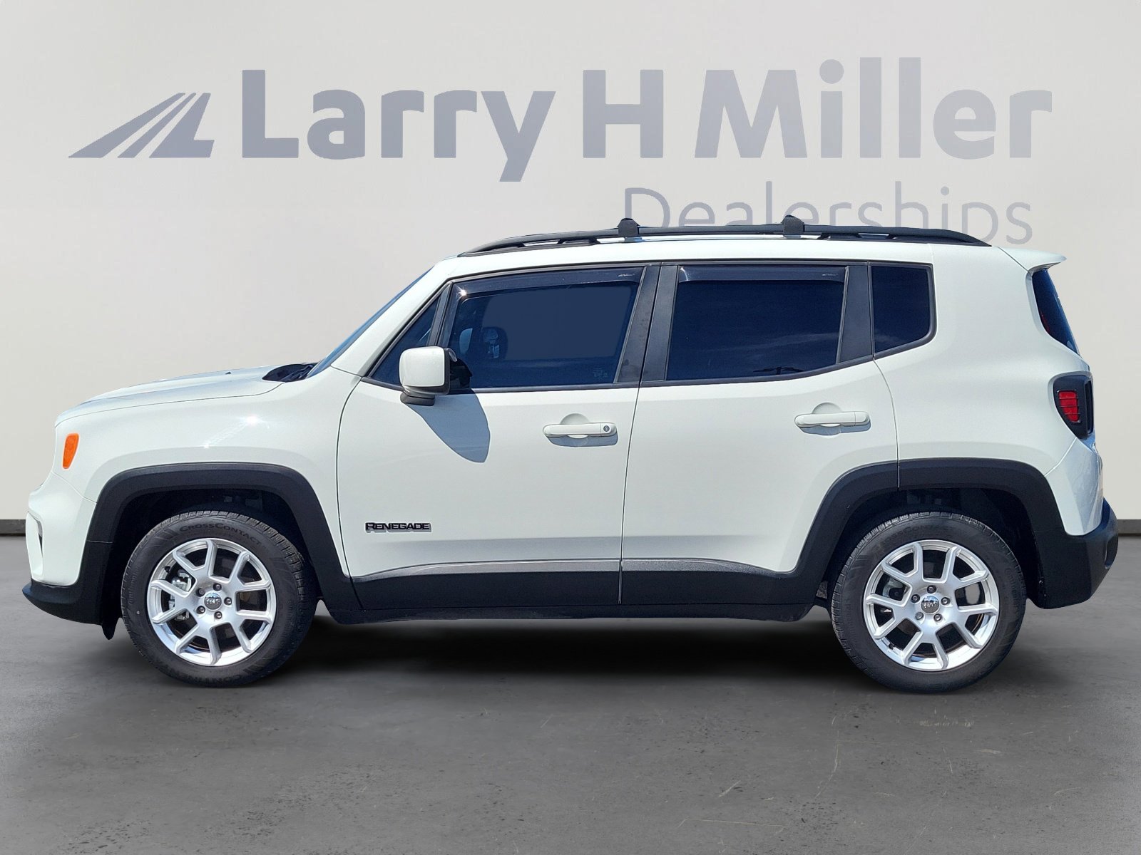 2021 Jeep Renegade Latitude photo 2