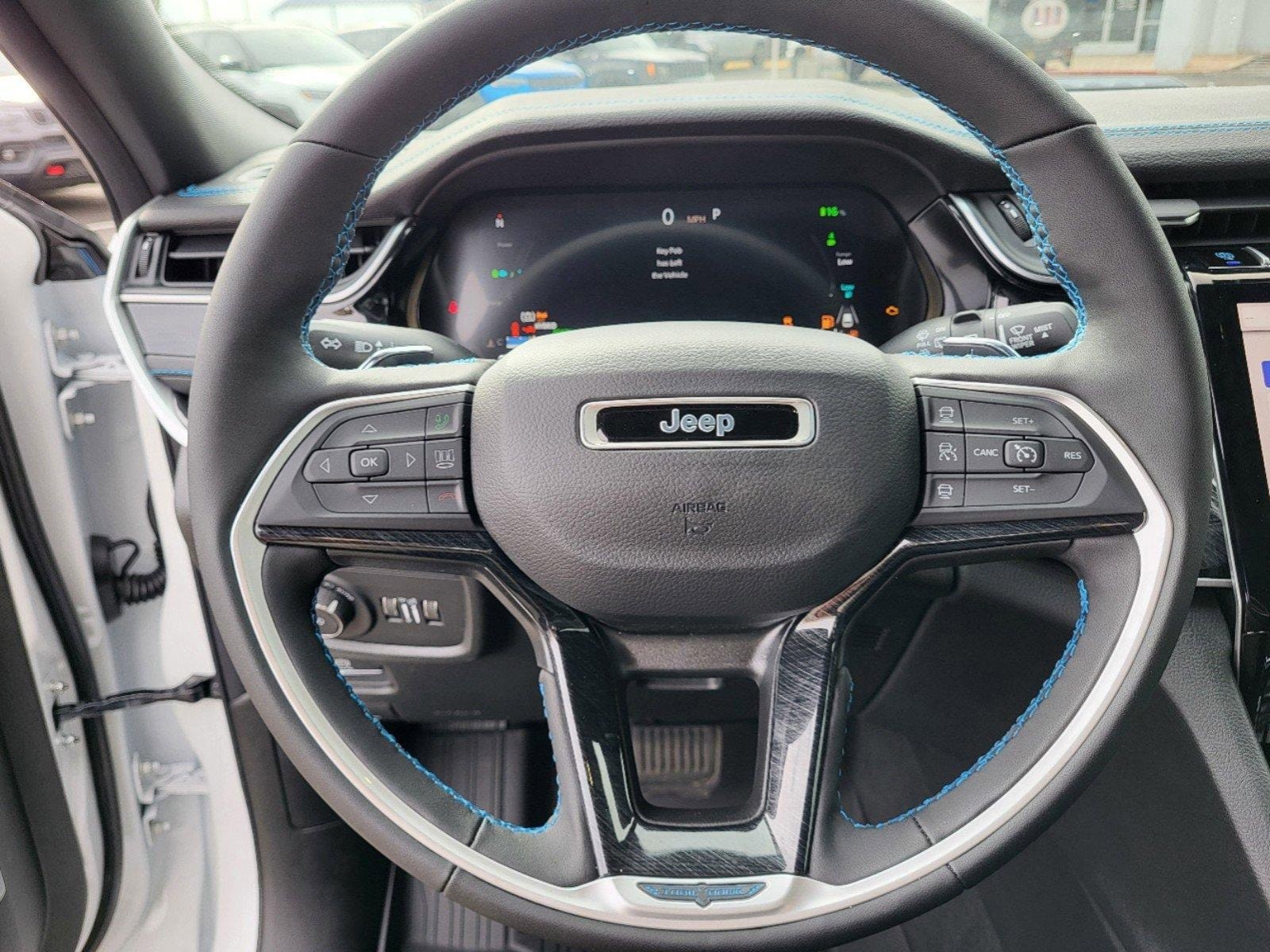 2024 Jeep Grand Cherokee Trailhawk 4xe - Photo 11