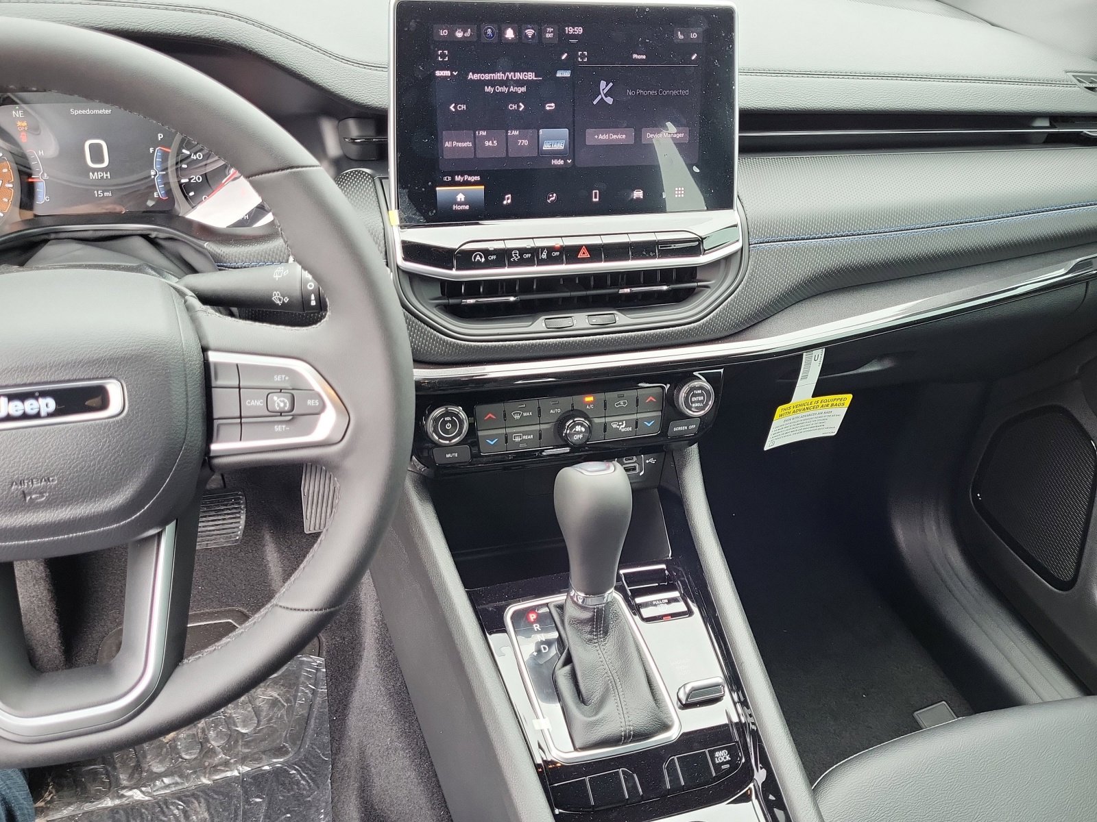 2026 Jeep Compass Latitude Altitude - Photo 13