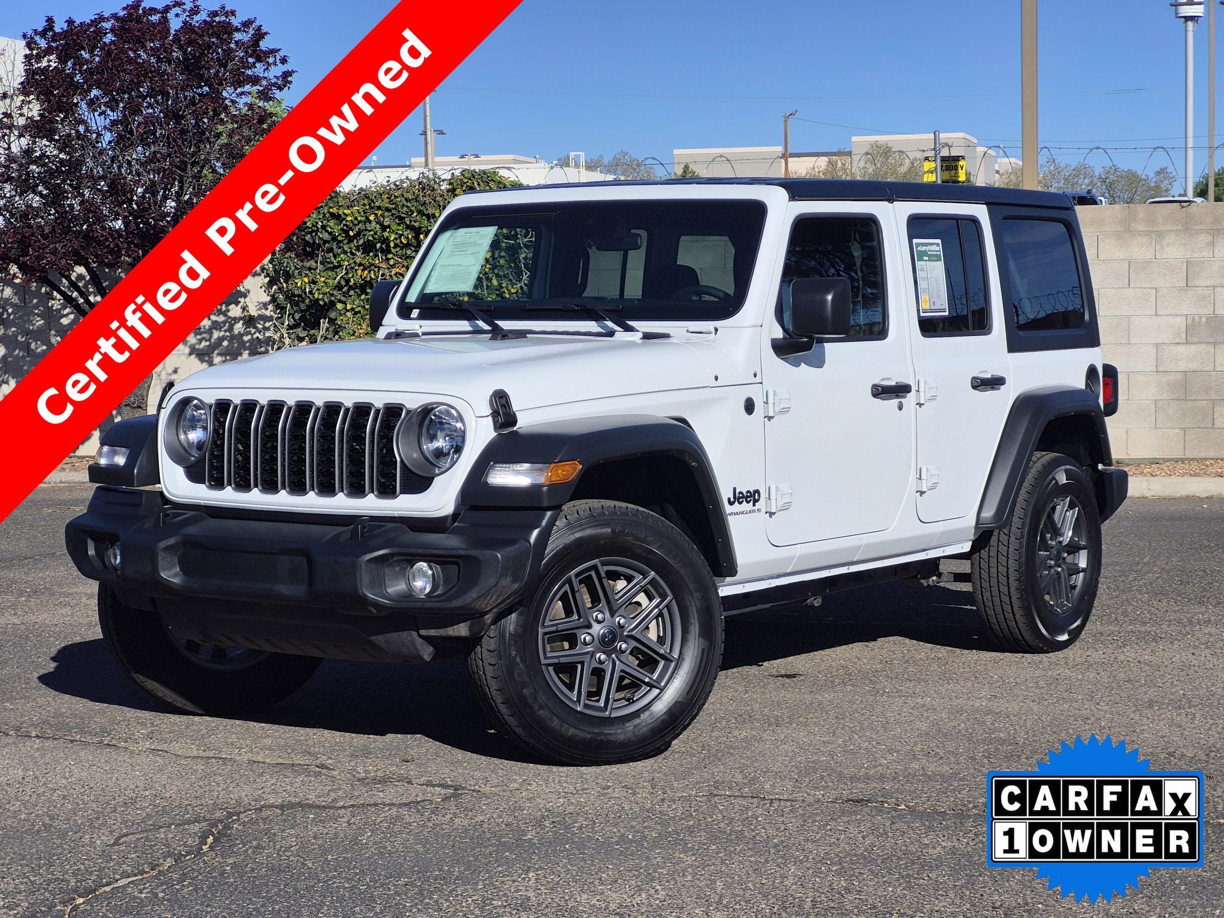 2025 Jeep Wrangler Sport S's photo