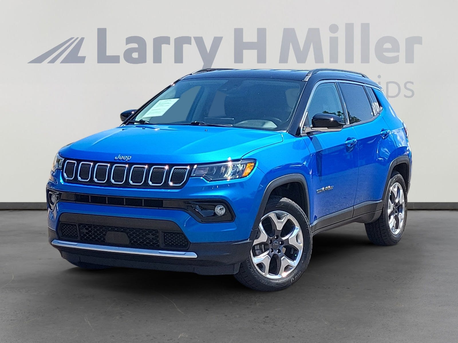 2022 Jeep Compass Limited 4X4's photo