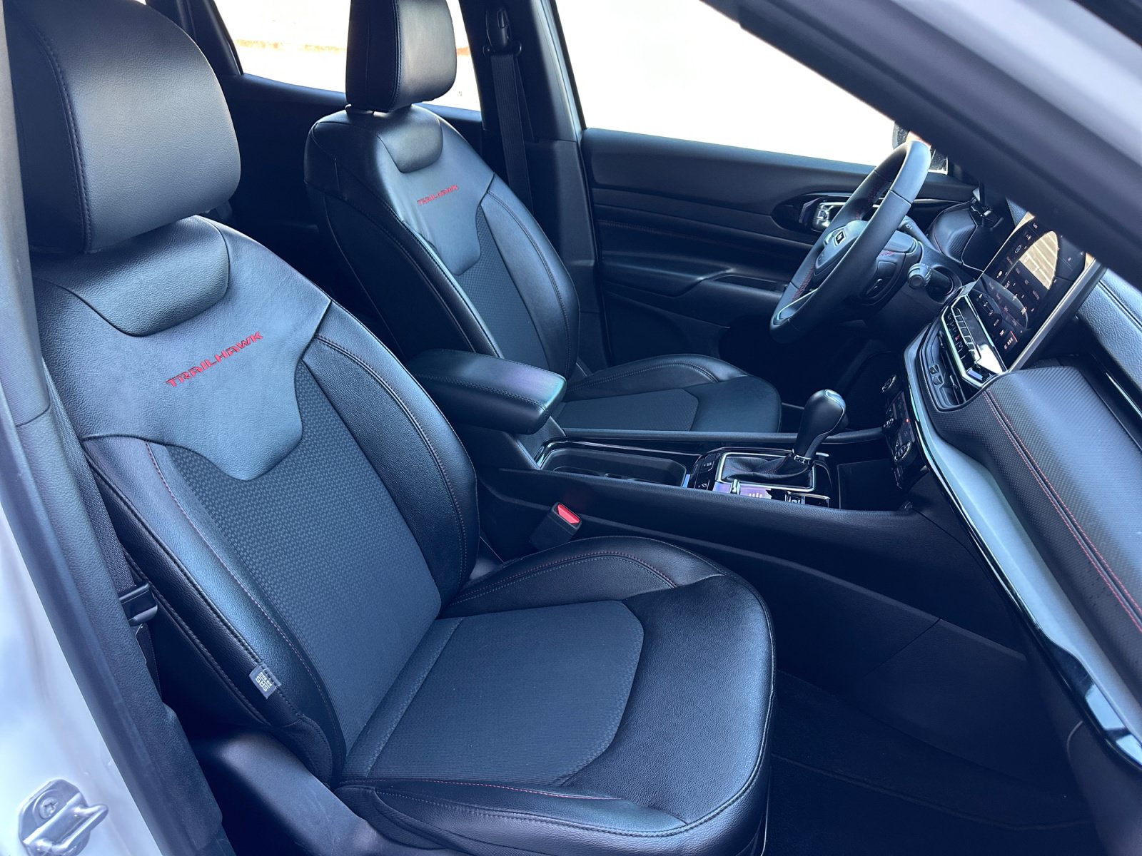2025 Jeep Compass Trailhawk - Photo 33