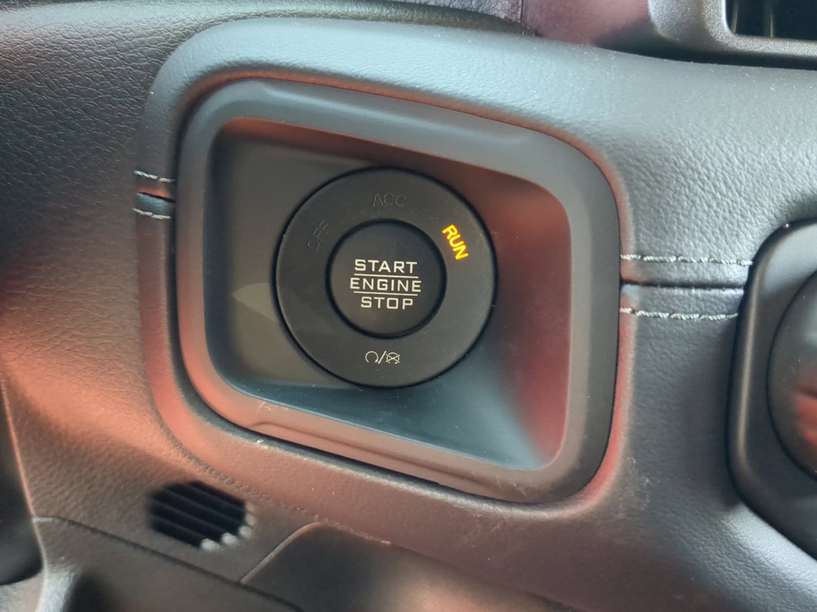 2025 Jeep Wrangler 4-Door Rubicon - Photo 31