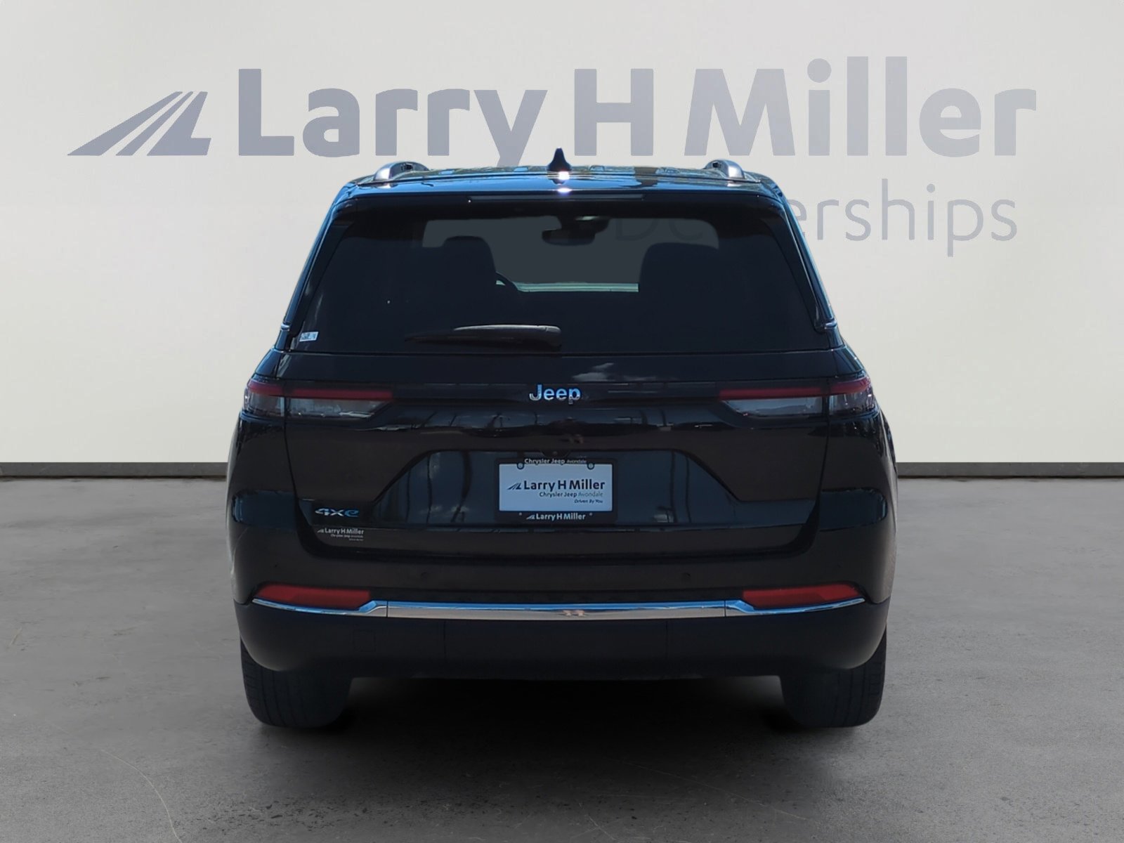 2022 Jeep Cherokee Limited 4xe photo 4