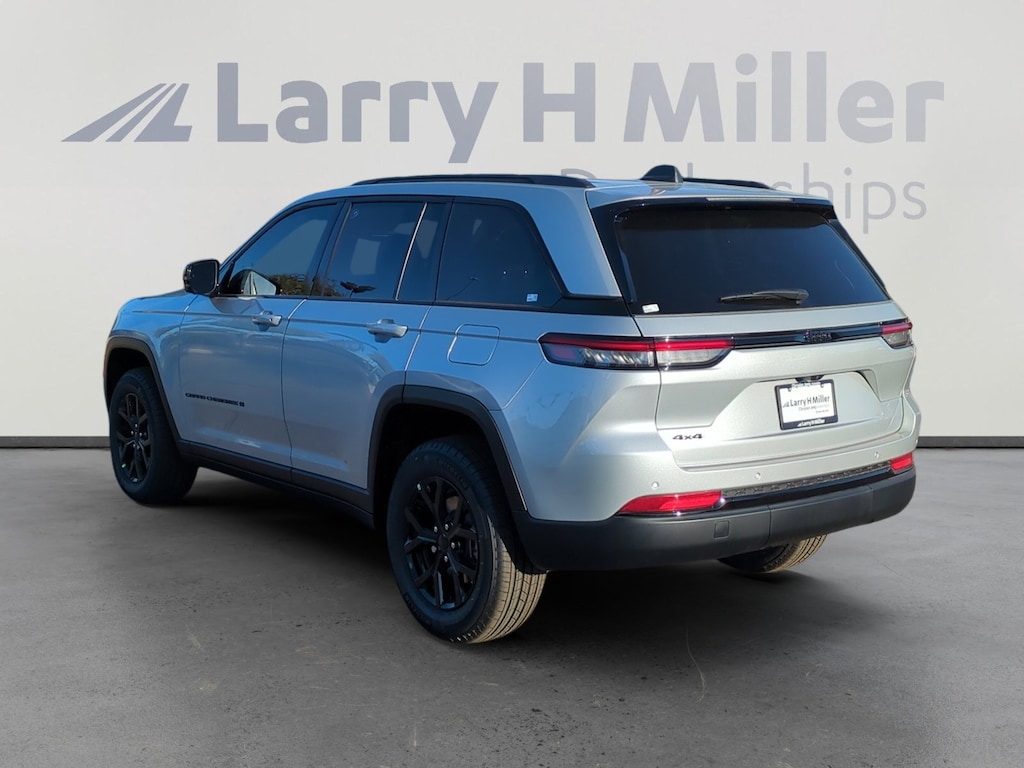 New 2025 Jeep Grand Cherokee Altitude X 4 Door Sport Utility