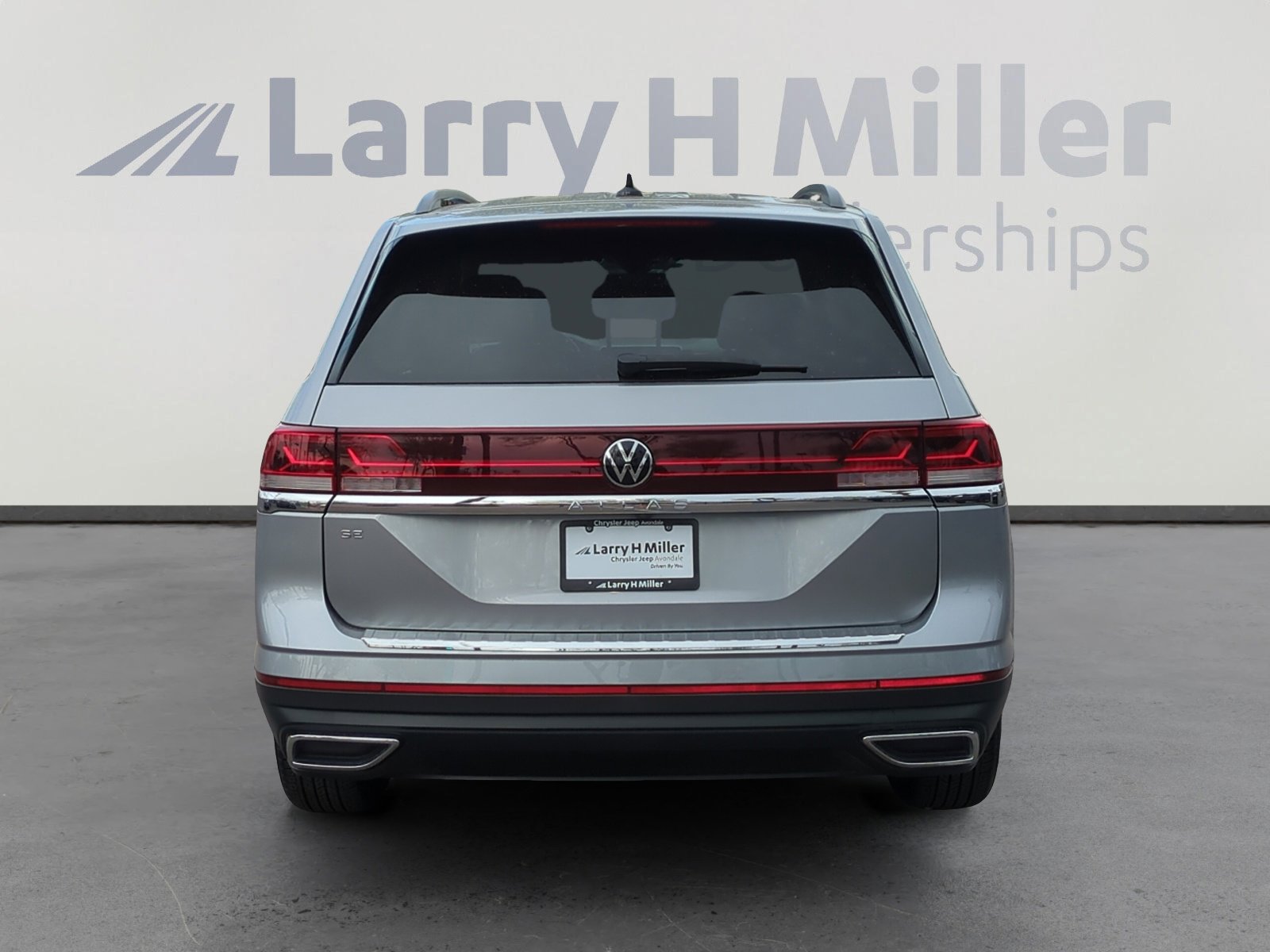 2024 Volkswagen Atlas SE photo 4