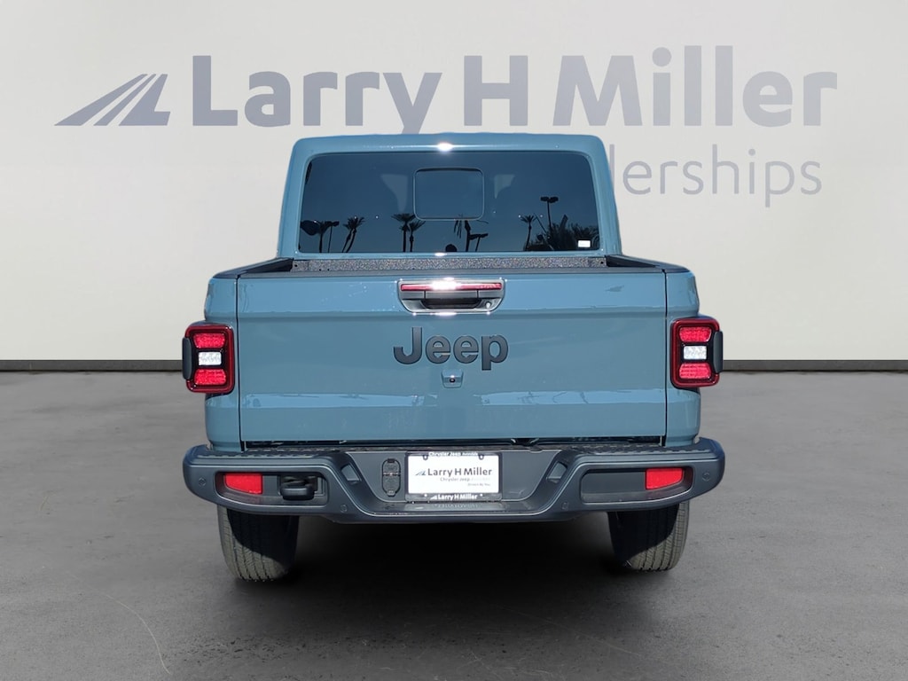 New 2026 Jeep Gladiator Sport S 4 Door Pickup