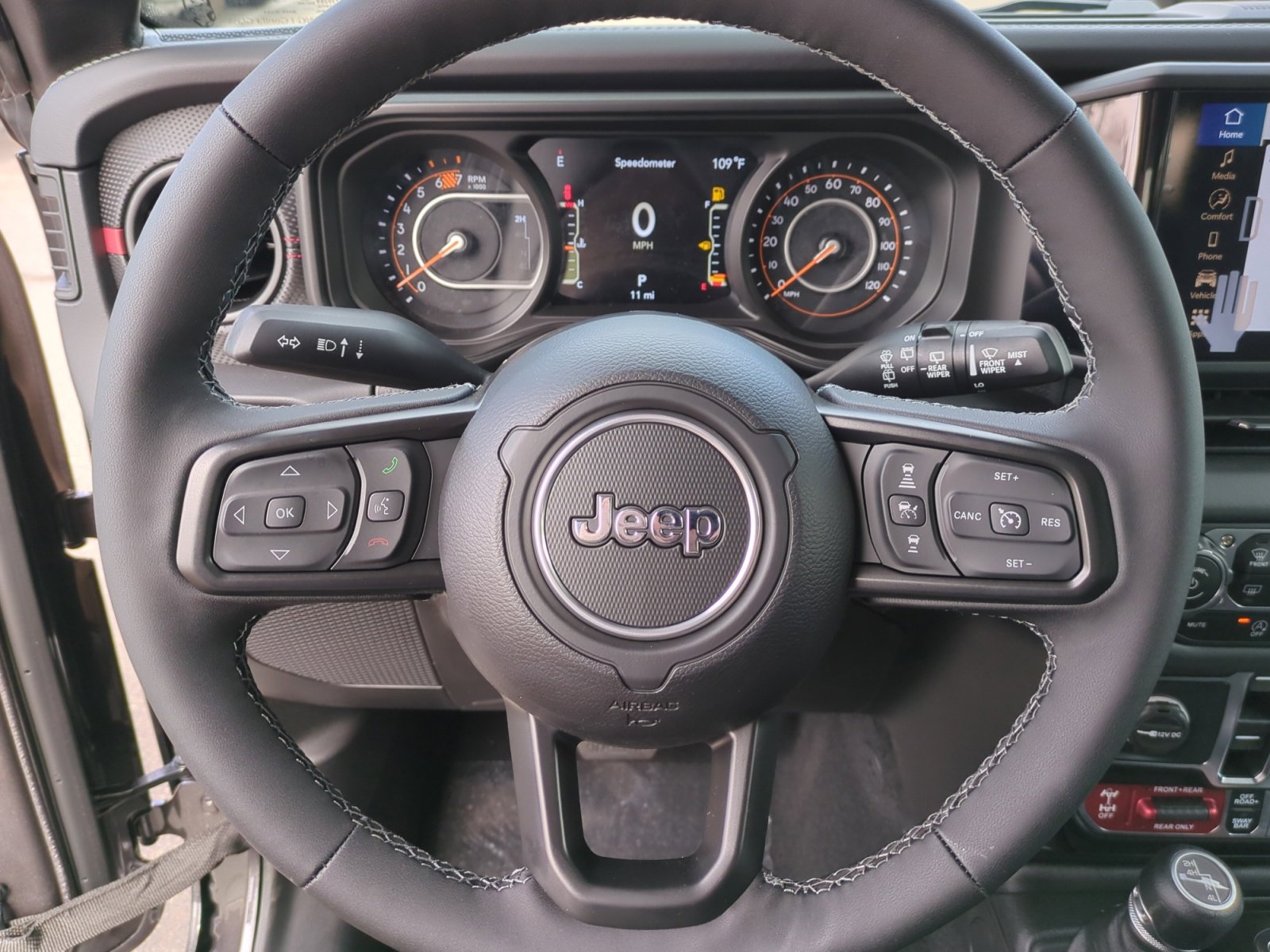 2025 Jeep Wrangler 4-Door Rubicon - Photo 10